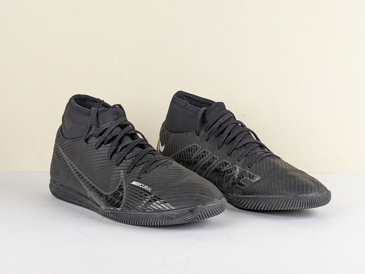 Nike Air Zoom Mercurial Superfly 9 Club IC - Black/Smoke Grey/Summit White/Volt