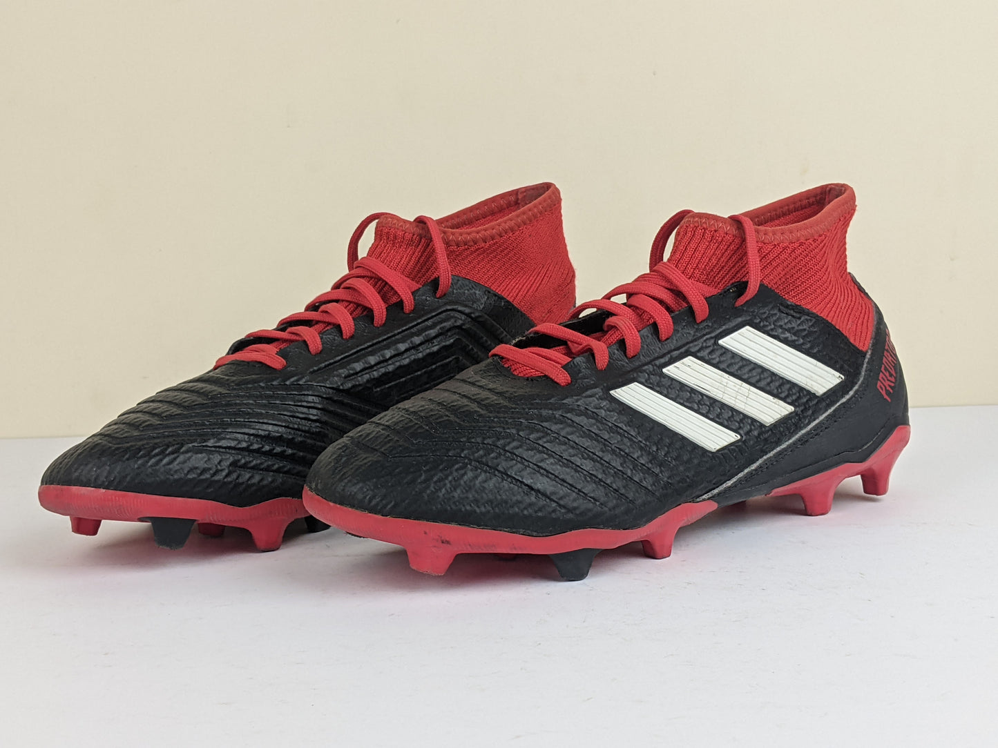 adidas Predator 18.3 FG/AG Team Mode - Core Black/Footwear White/Red