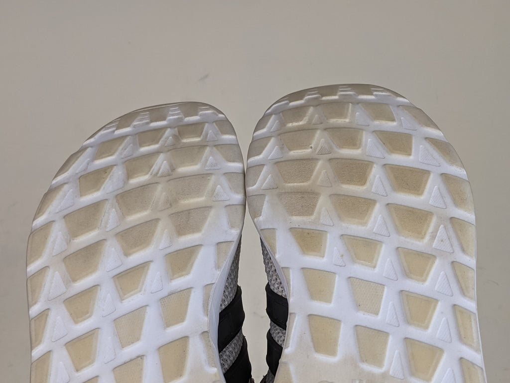 adidas Questar Flow 'Cloud White Black'