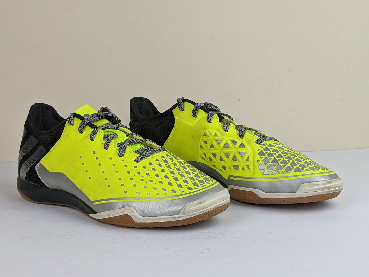 adidas Ace 16.2 Court IN 'Solar Yellow