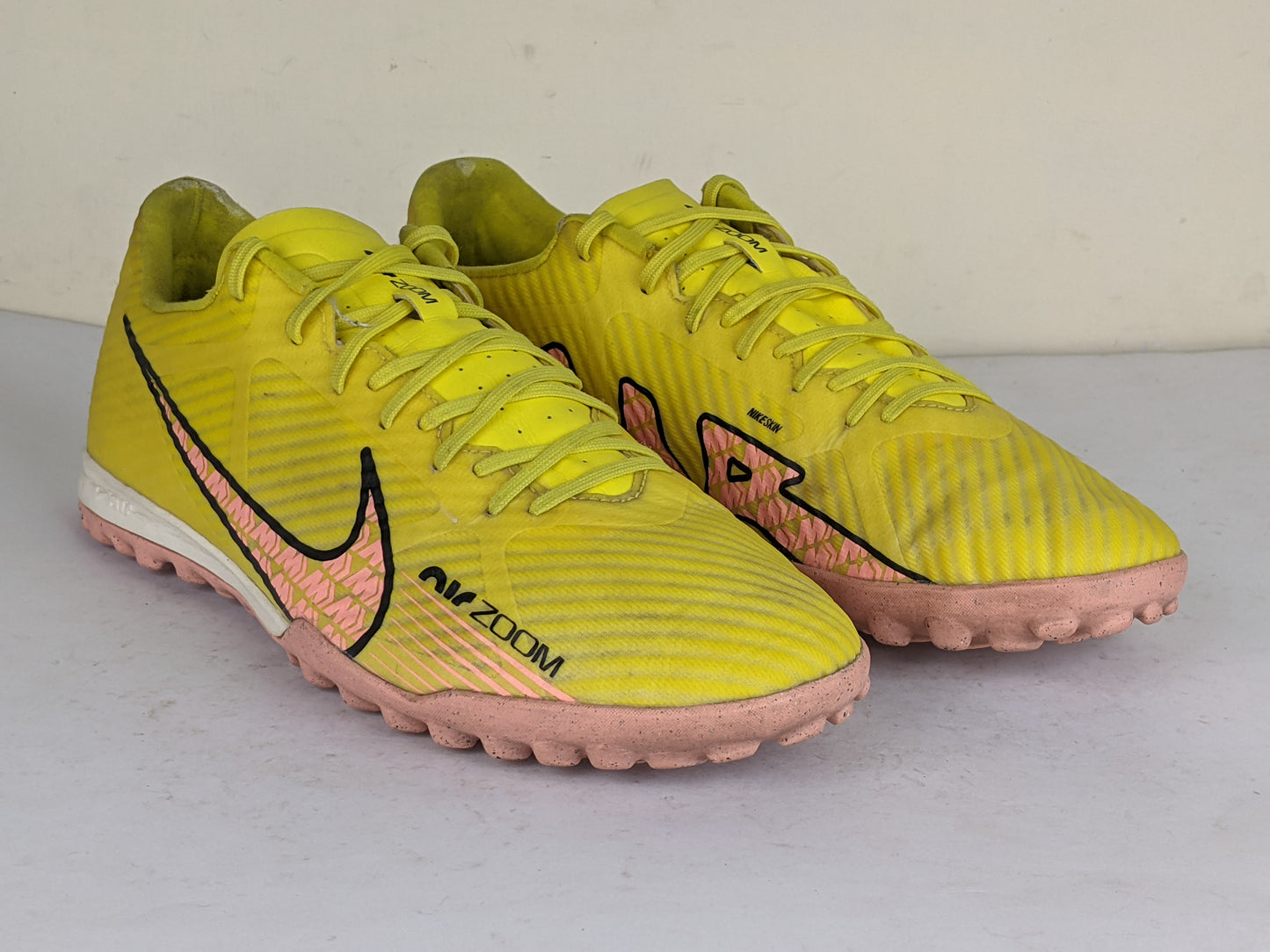 Nike Air Zoom Mercurial Vapor 15 Academy TF Lucent - Yellow Strike/Sunset Glow