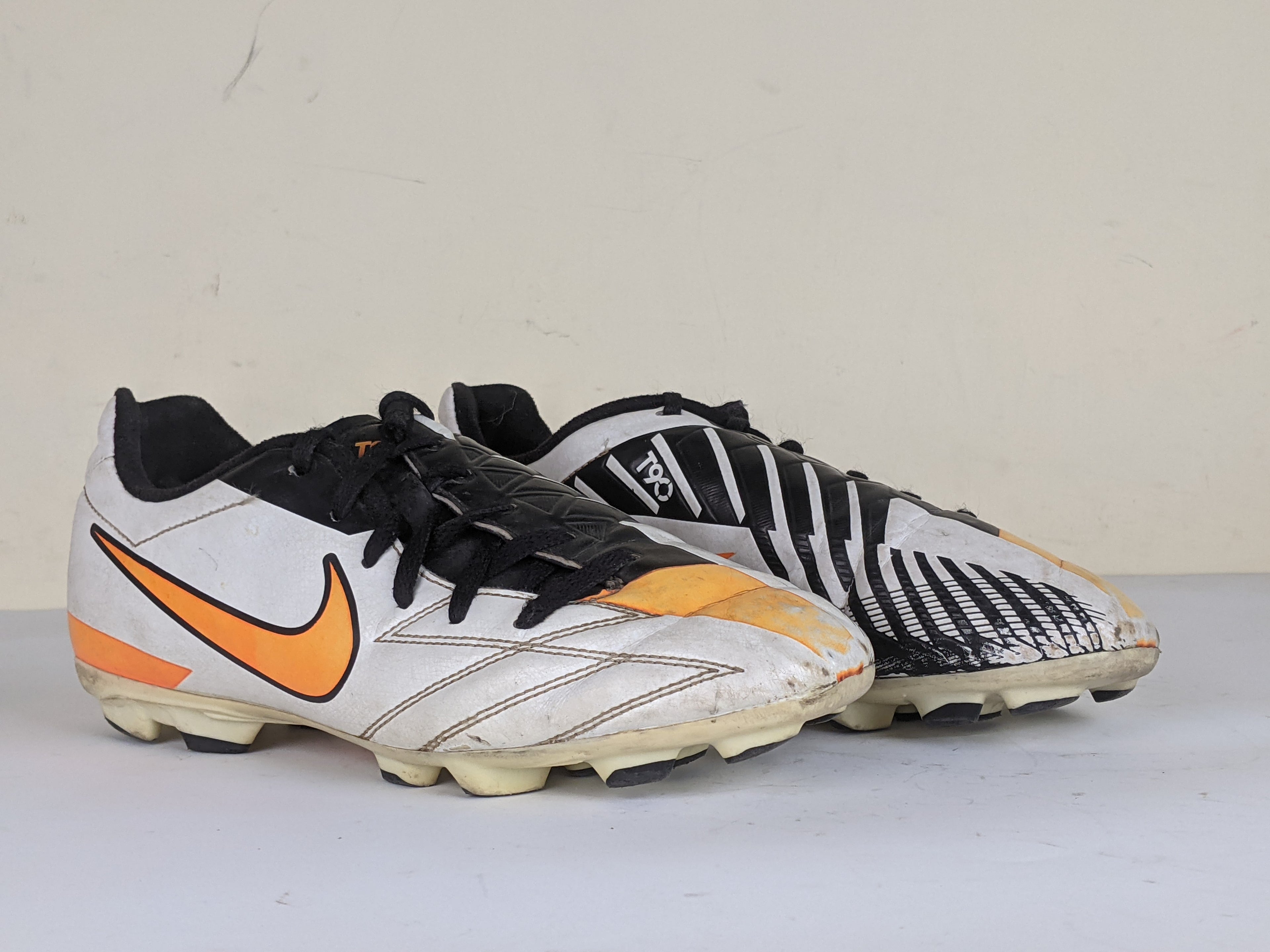 Nike Total90 Shoot IV FG White/Black/Orange Kids