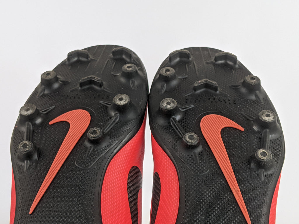 Nike Vapor 12 Club CR7 FG MG 'Solar Red Black'