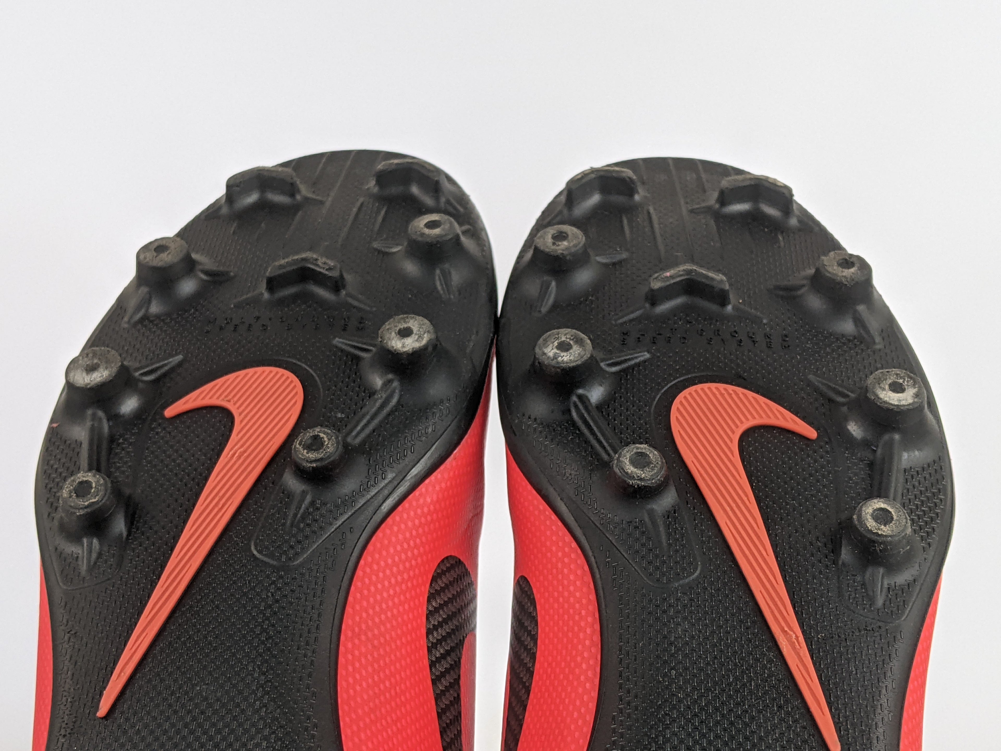 Nike Vapor 12 Club CR7 FG MG 'Solar Red Black'