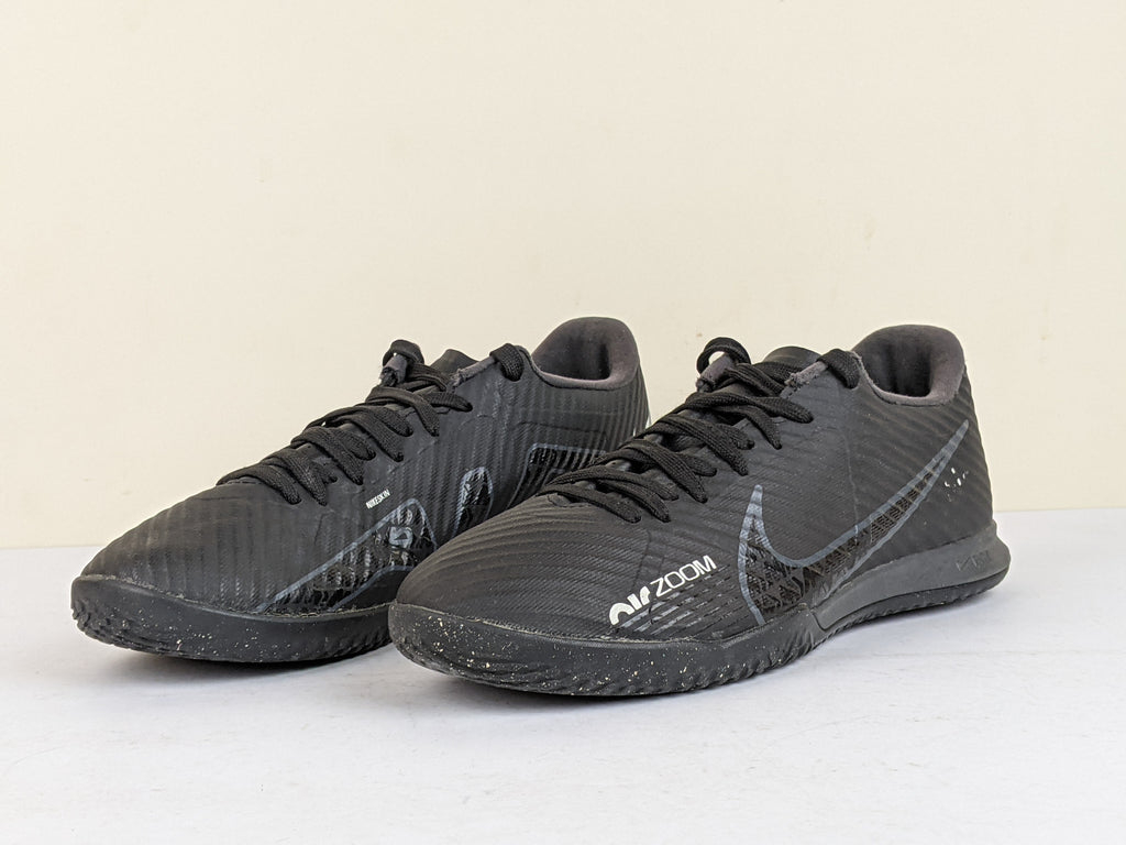 Nike Air Zoom Mercurial Vapor 15 Academy IC - Black/Smoke Grey/Summit White/Volt