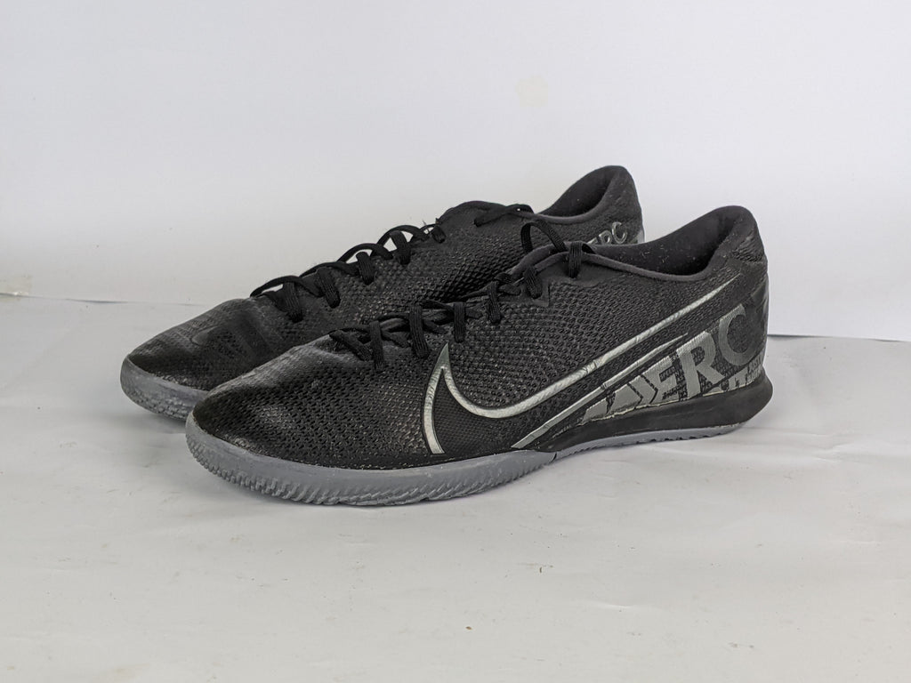 Nike Mercurial Vapor 13 Academy IC Under The Radar - Black/Metallic Cool Grey