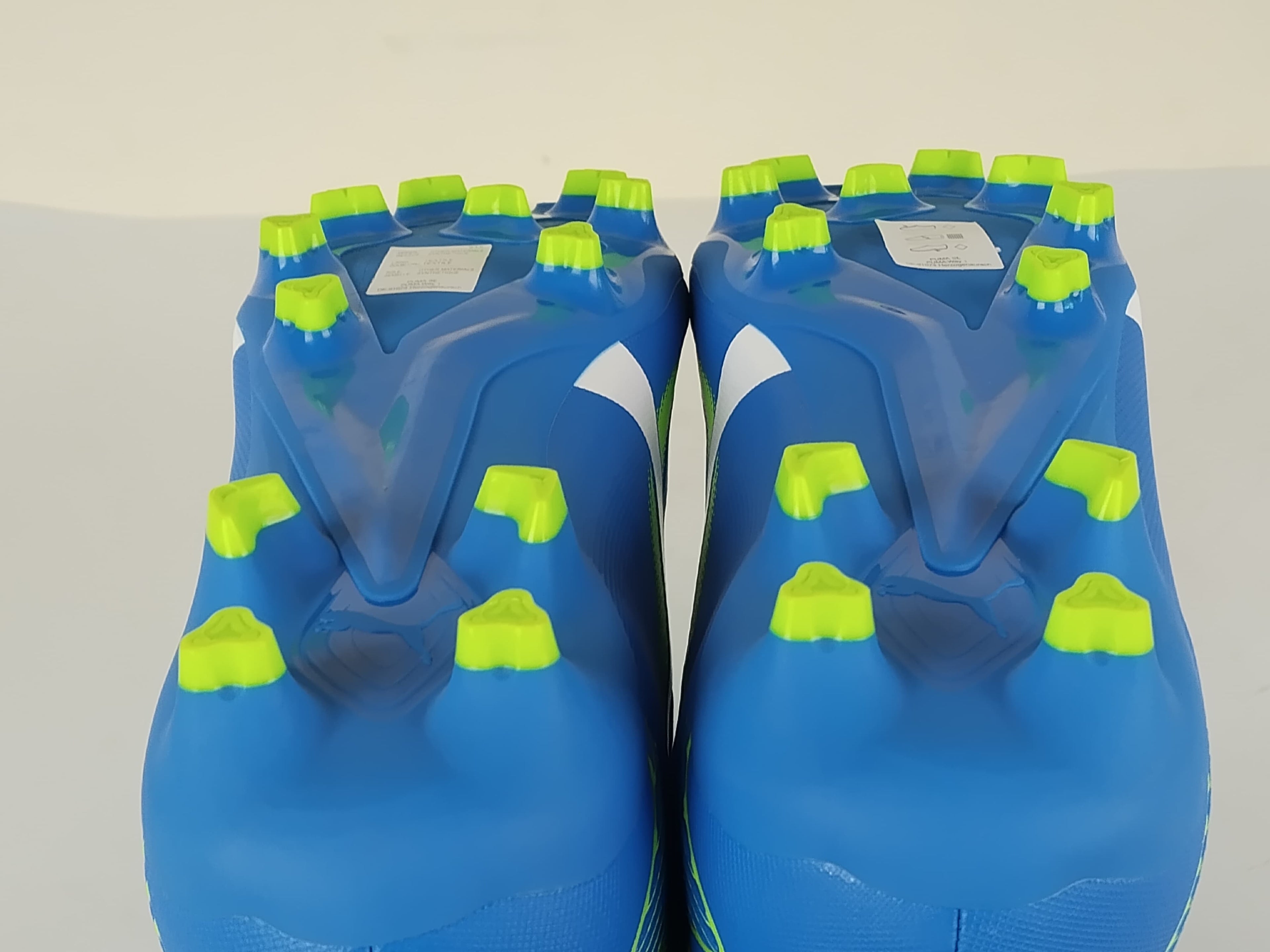 PUMA Ultra Play FG/AG Gear Up - Ultra Blue/PUMA White/Pro Green (Brand New)