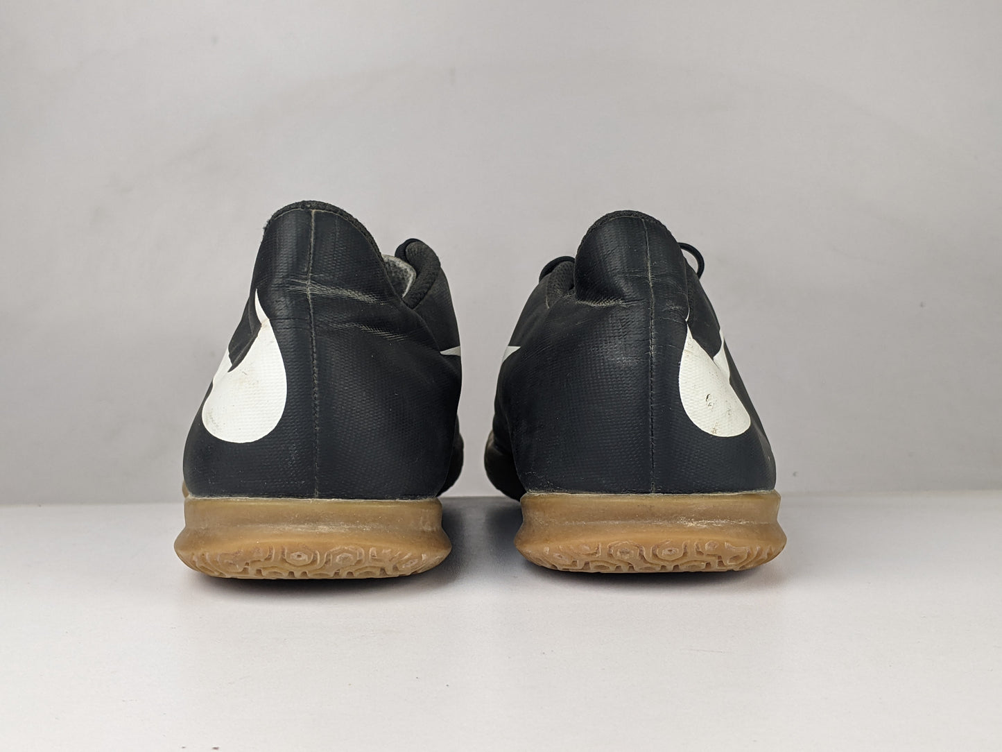 Nike Bravata IC 'Black/White