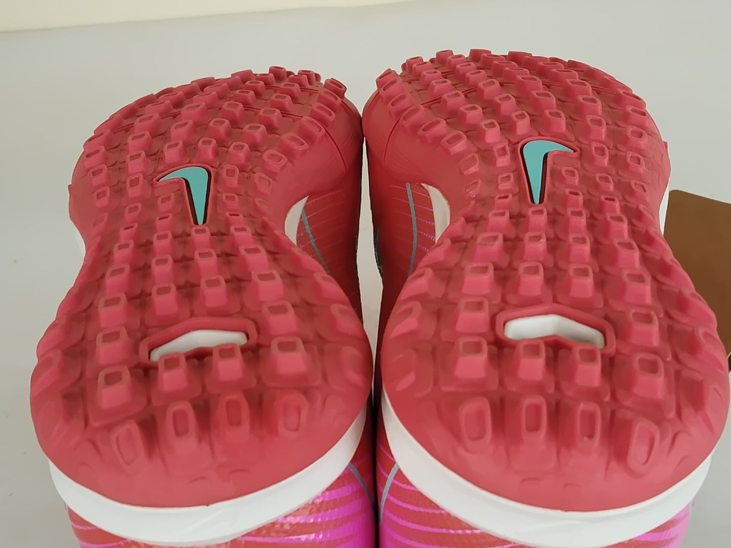 Nike Air Zoom Mercurial Vapor 16 Academy TF Mad Energy - Ember Glow/Aurora Green (Brand New)