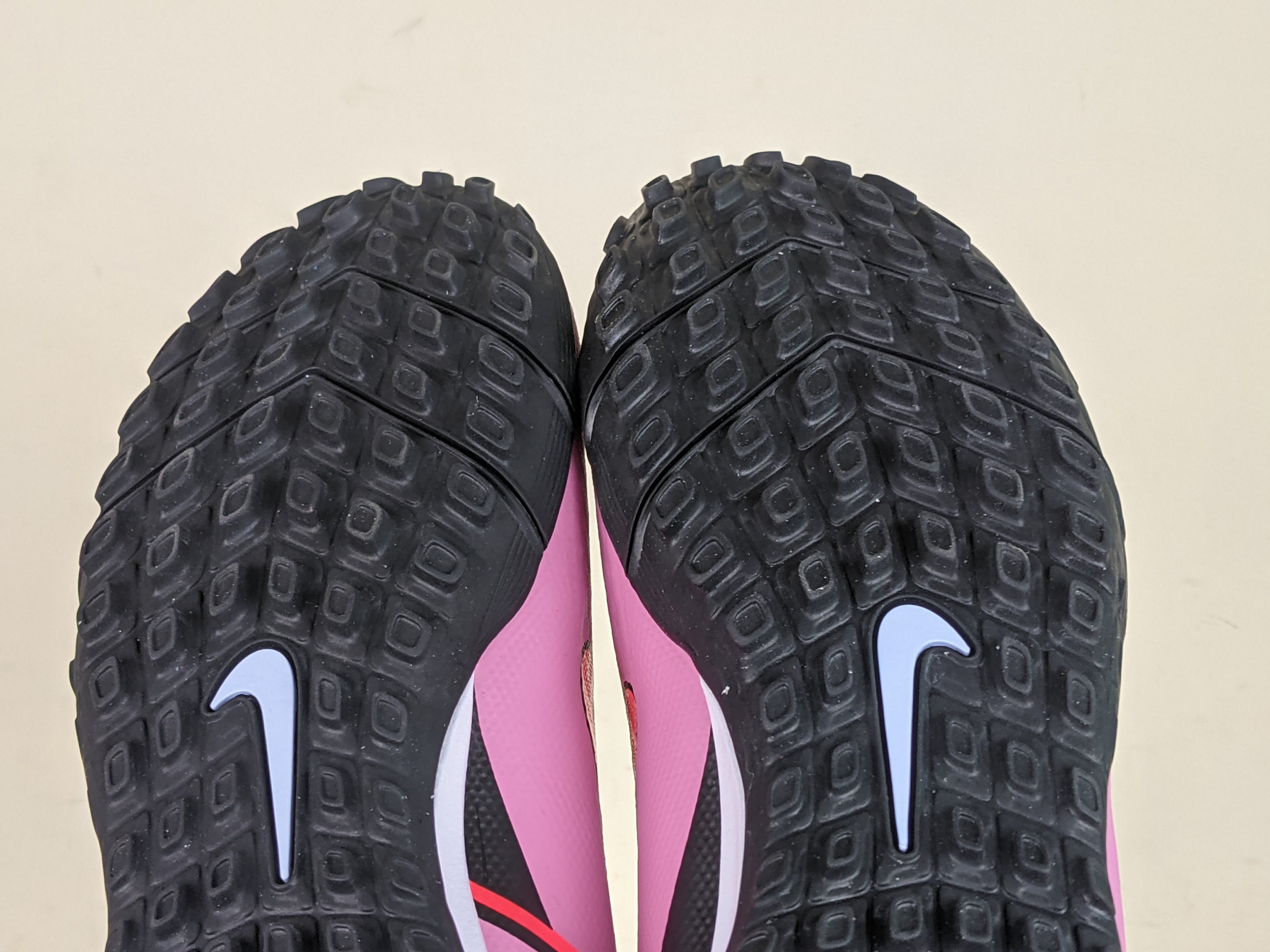 Nike Air Zoom Mercurial Vapor 16 Academy TF Scary Good - Magic Flamingo/Black/Total Crimson (Brand New)