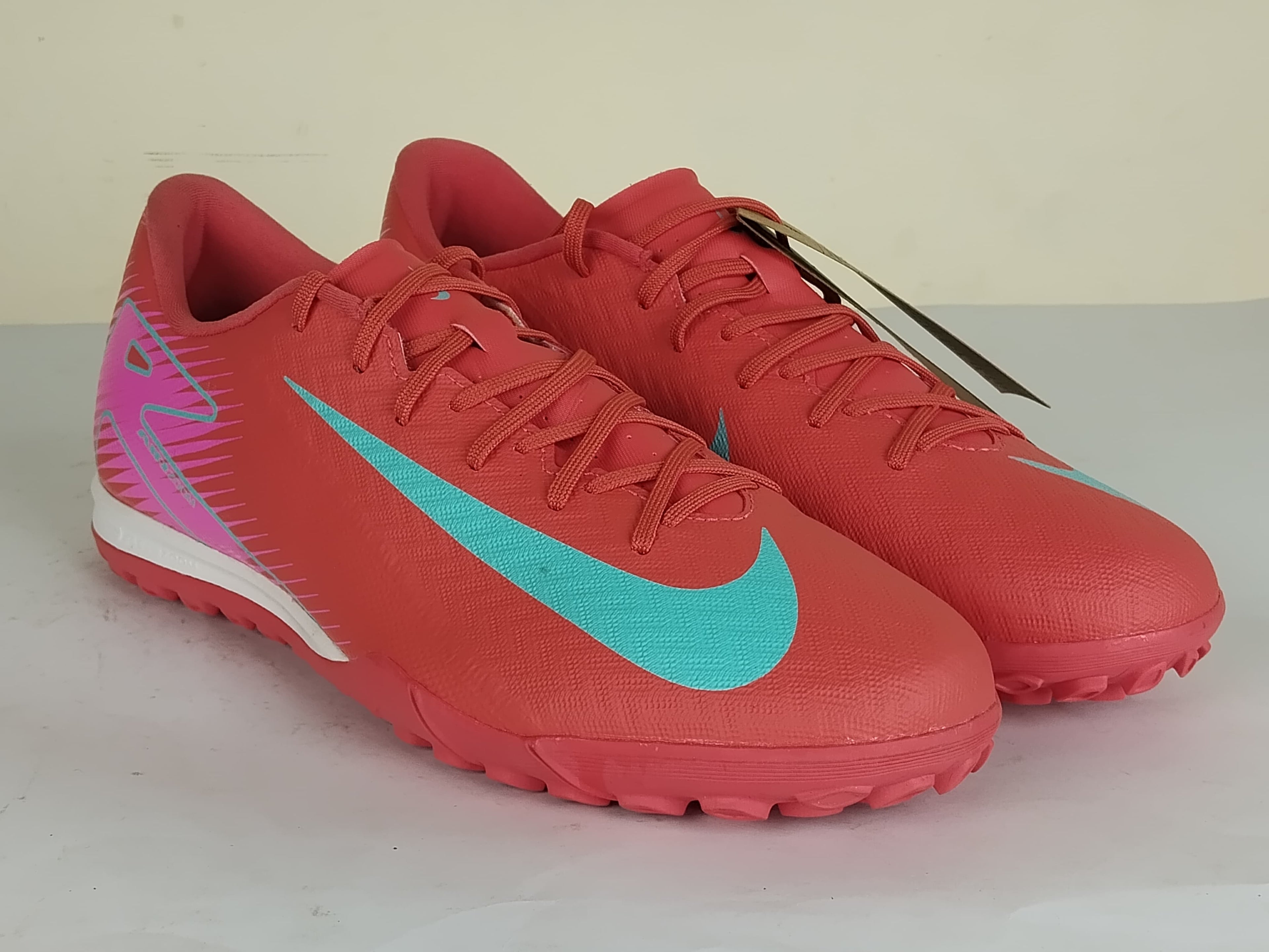 Nike Air Zoom Mercurial Vapor 16 Academy TF Mad Energy - Ember Glow/Aurora Green (Brand New)