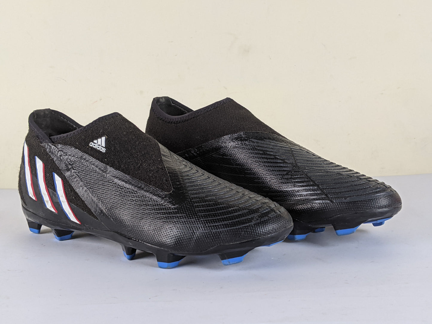 adidas Predator Edge .3 Laceless FG Shadowportal - Core Black/Footwear White/Vivid Red