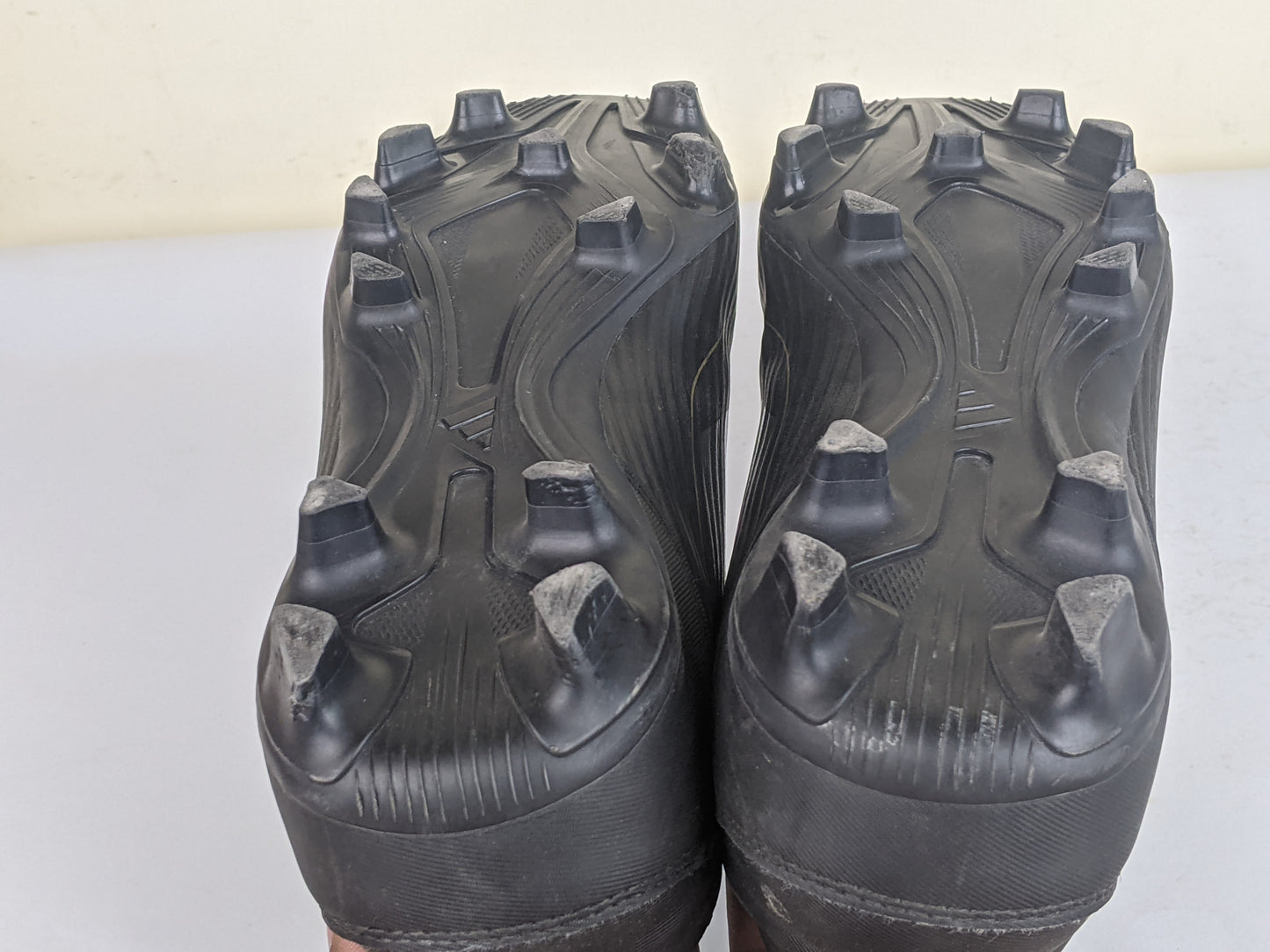 adidas F50 Club FxG Dark Spark - Core Black/Iron Metal/Gold Metallic