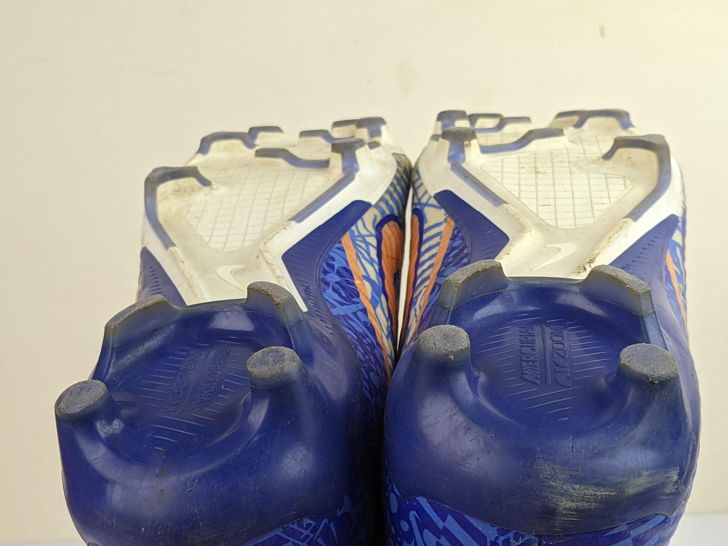 Nike Air Zoom Mercurial Vapor 15 Academy MG CR7 Personal Edition - White/Metallic Copper/Concord