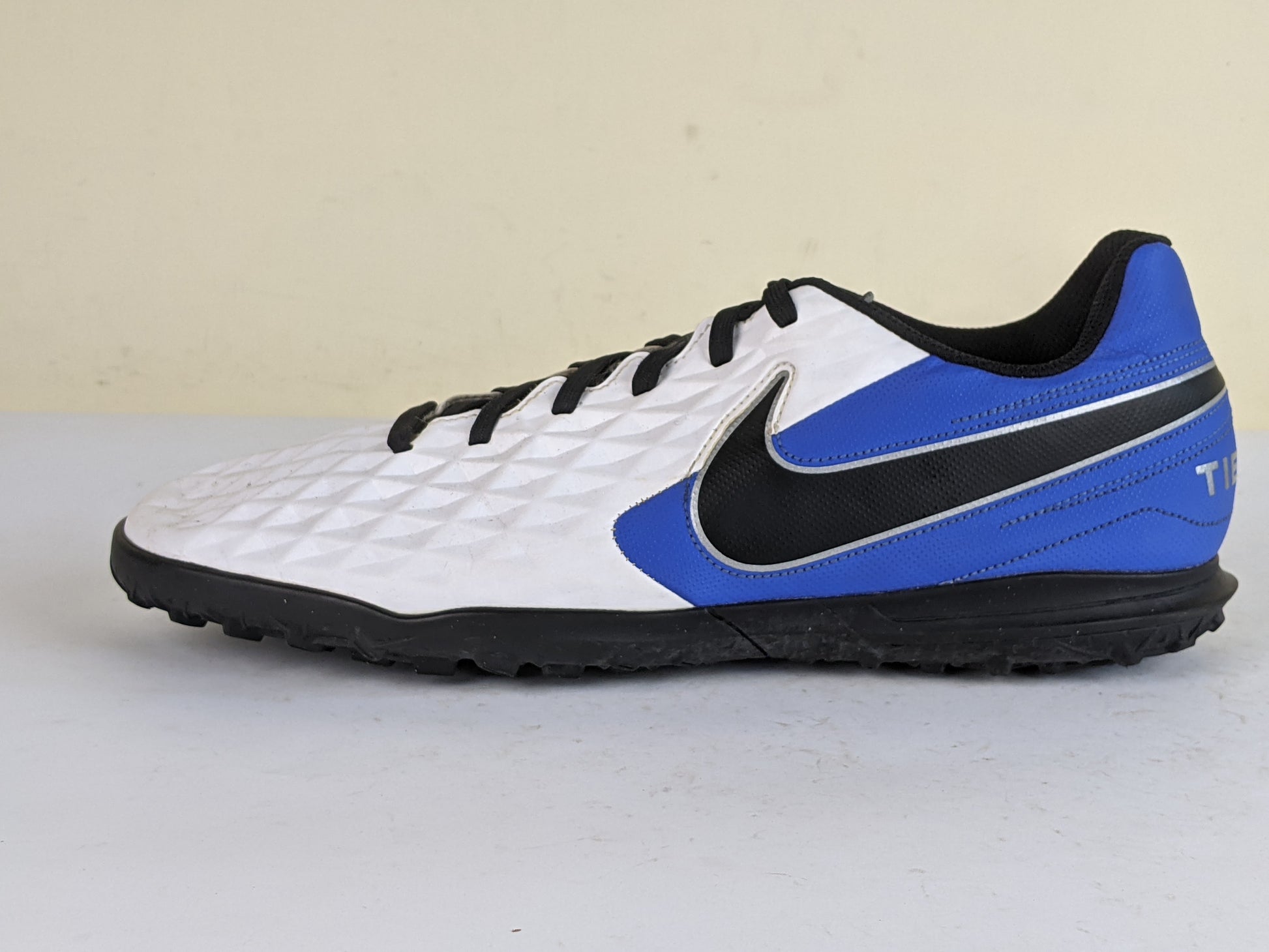 Nike Tiempo Legend 8 Club TF Daybreak - White/Black/Hyper Royal/Metallic Silver