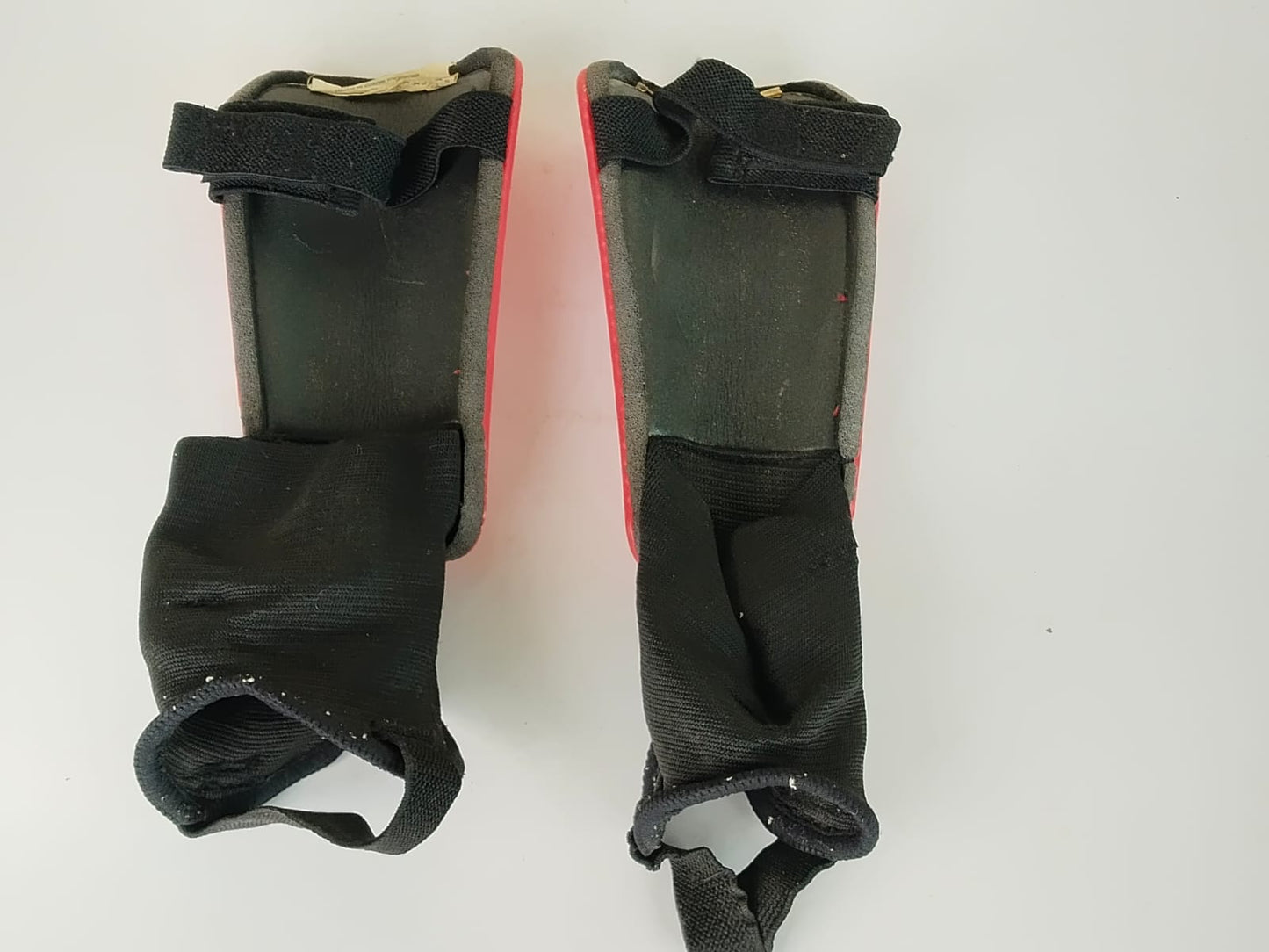 Kipsta Shin Guards 'Red