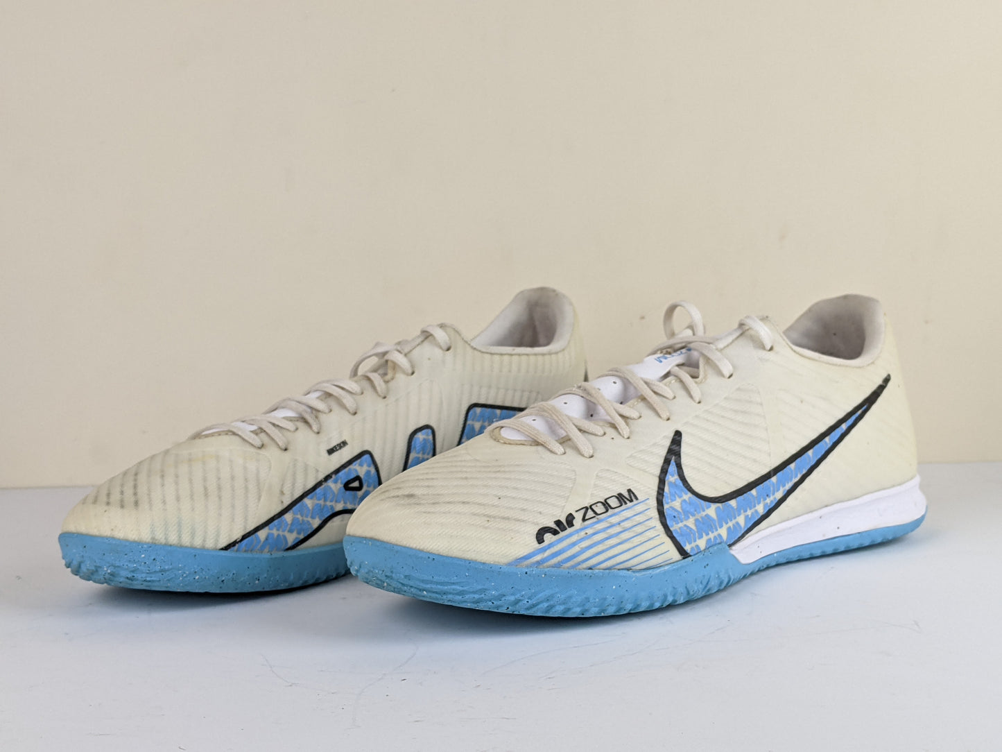 Nike Air Zoom Mercurial Vapor 15 Academy IC Blast - White/Baltic Blue/Pink Blast