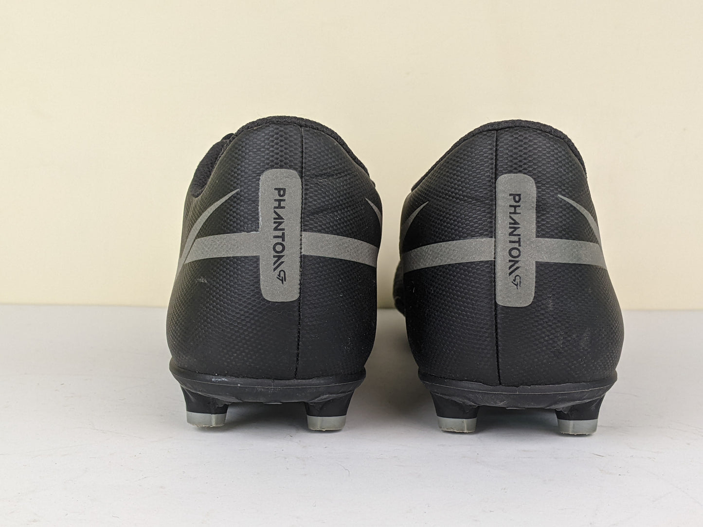Nike Phantom GT 2 Club MG Renew - Black/Iron Grey