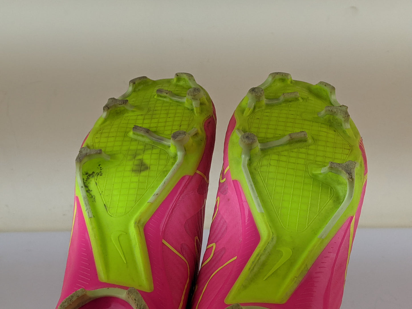 Nike Air Zoom Mercurial Vapor 15 Academy MG Luminous - Pink Blast/Volt/Gridiron