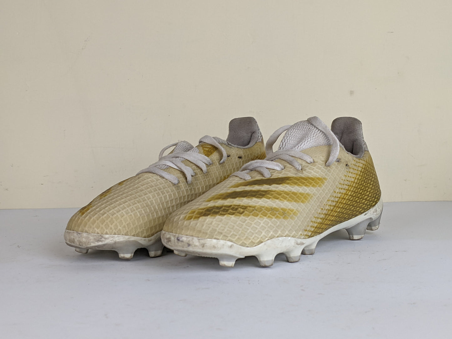 adidas X Ghosted .3 MG Inflight - Footwear White/Metallic Gold/Grey Two Kids