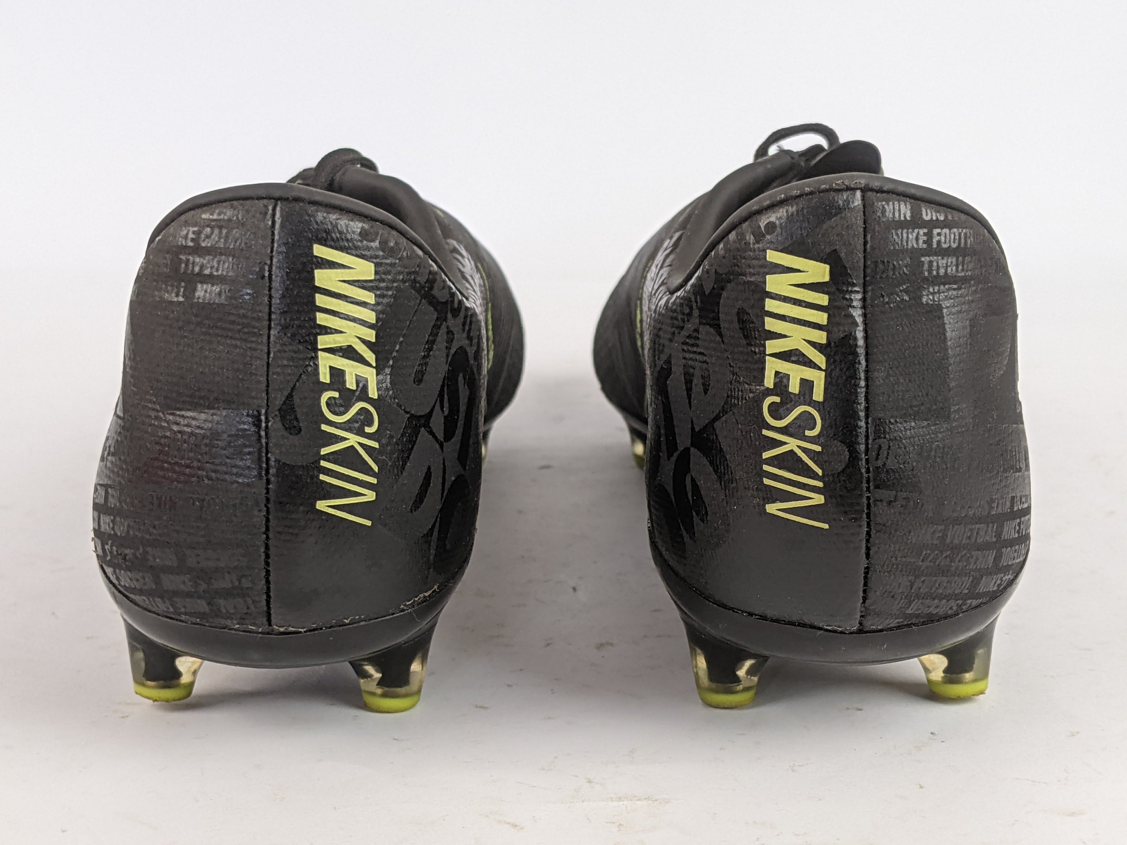 Nike Phantom Venom Pro AG-PRO Under The Radar - Black/Neon