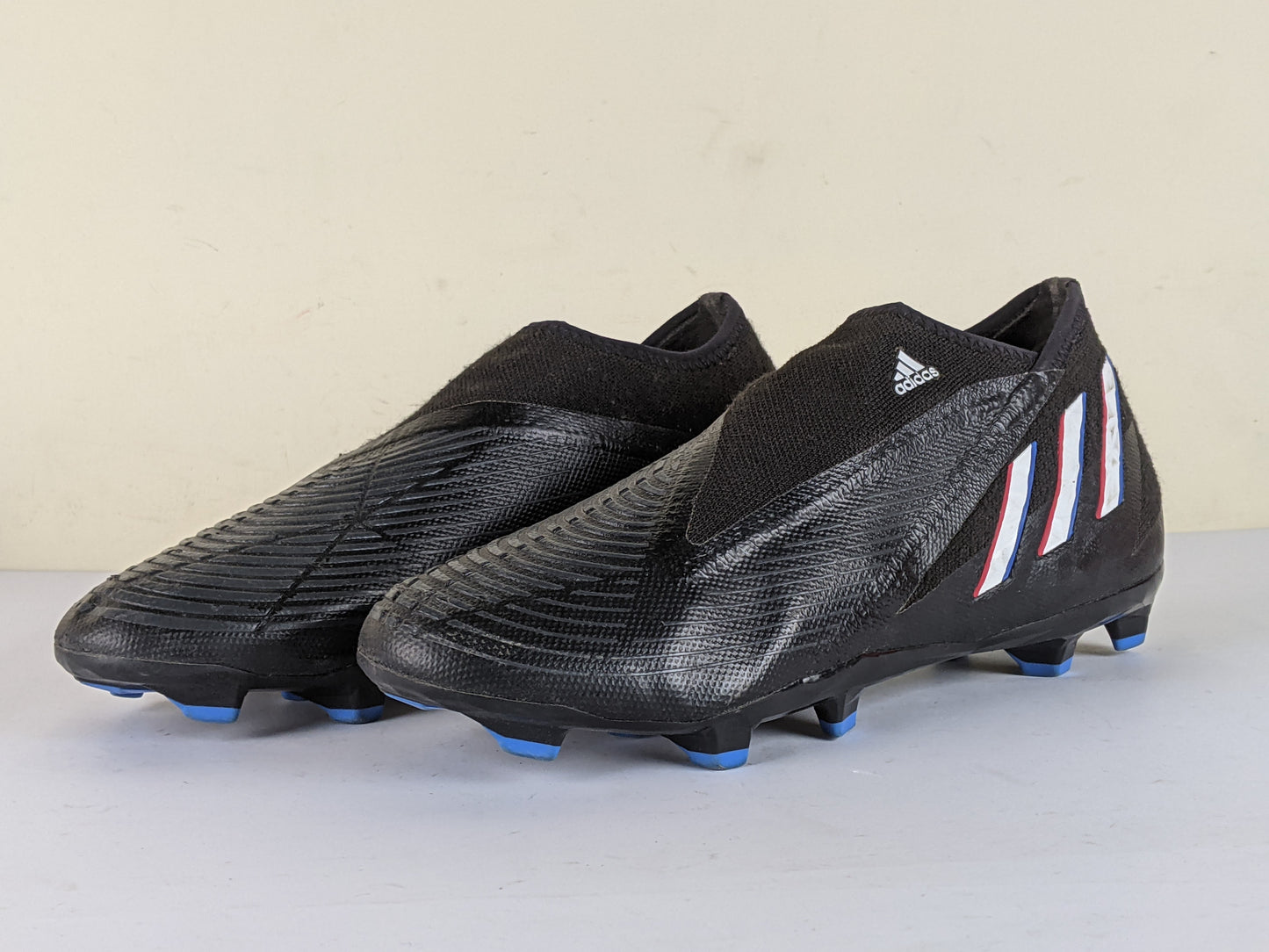 adidas Predator Edge .3 Laceless FG Shadowportal - Core Black/Footwear White/Vivid Red