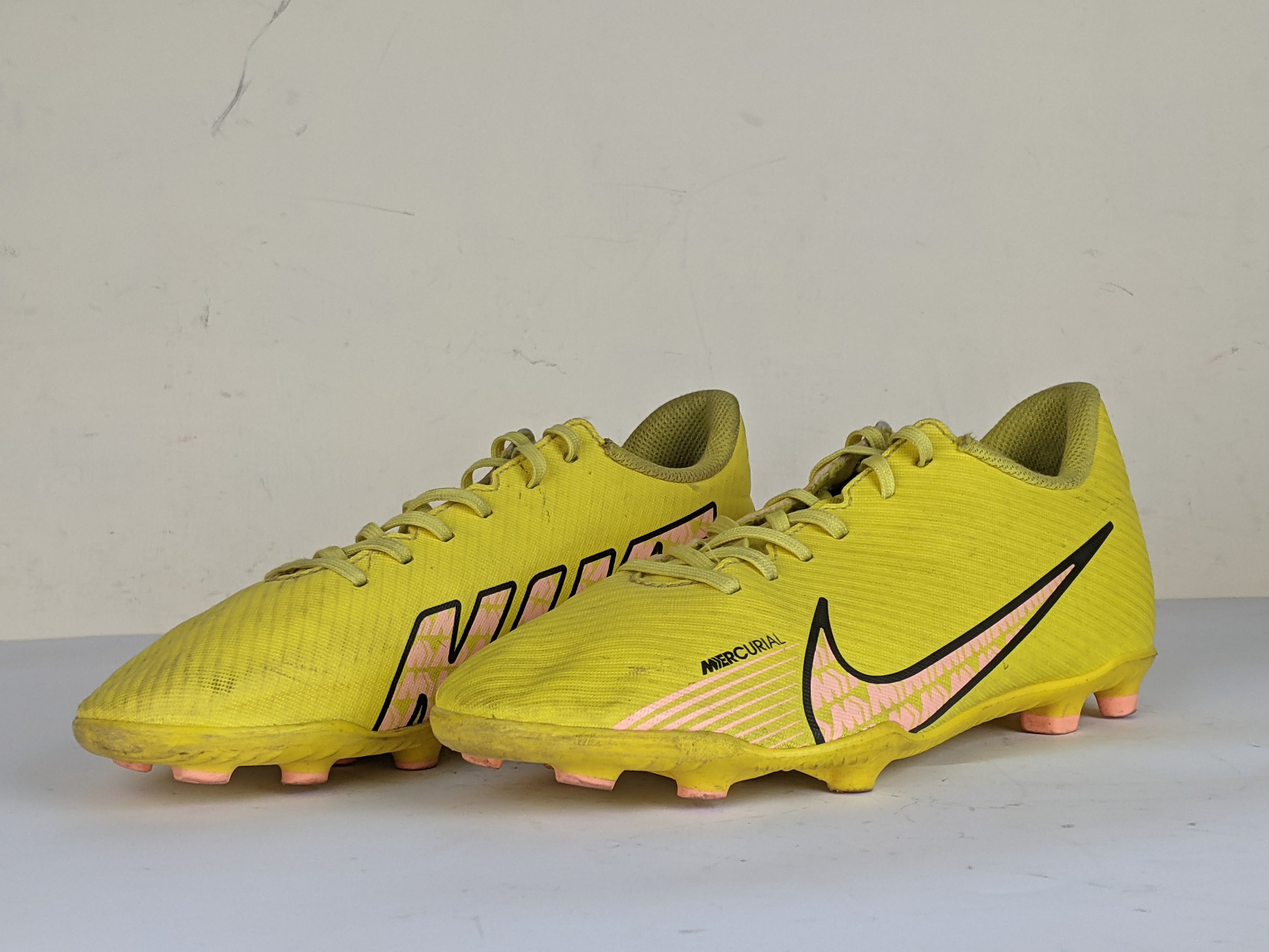 Nike Mercurial Vapor 15 Club MG Lucent - Yellow Strike/Sunset Glow Kids
