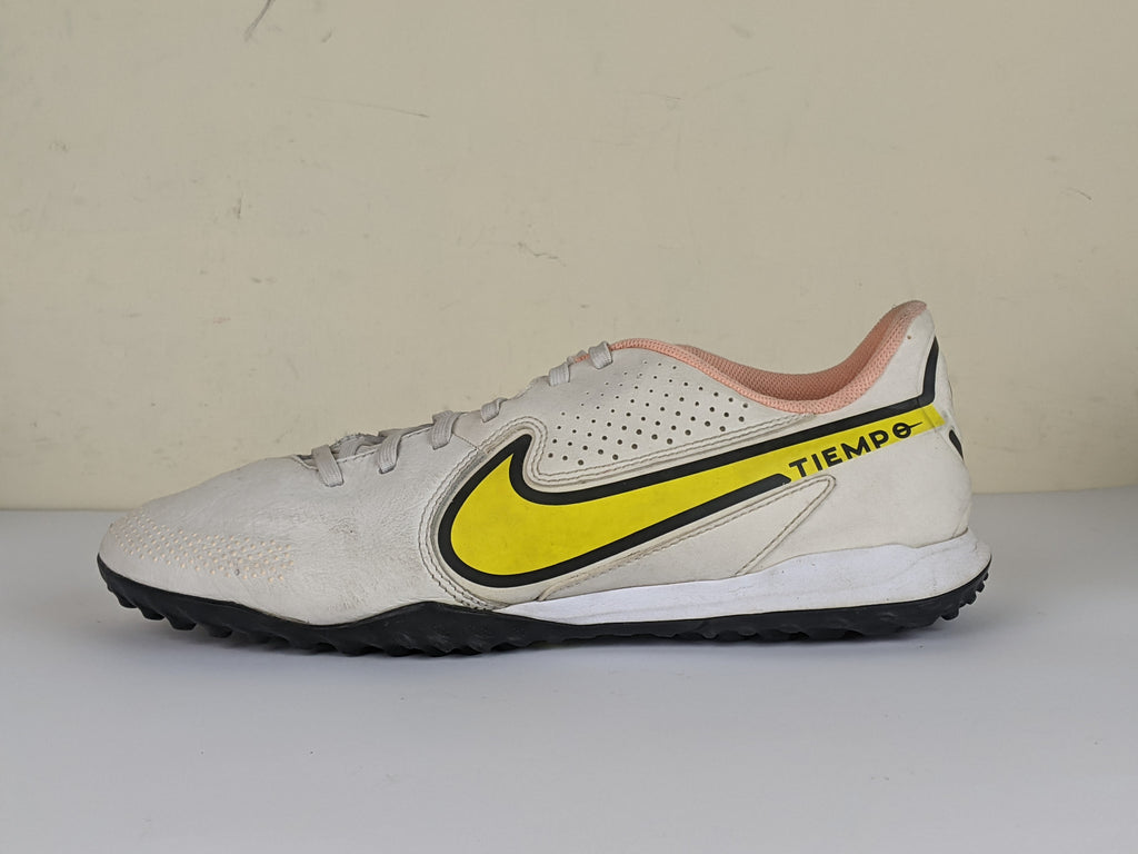 Nike Tiempo Legend 9 Academy TF Phantom Strike
