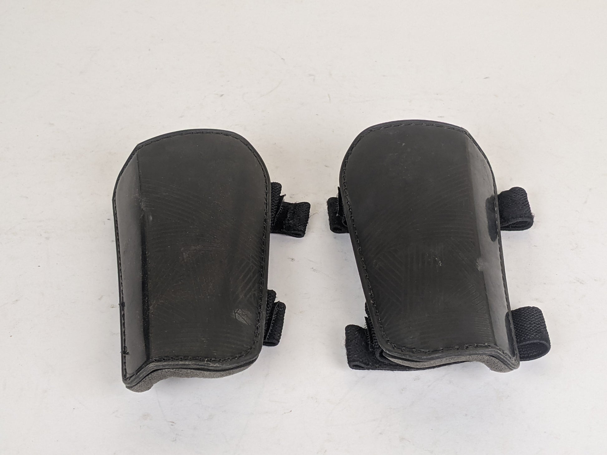 Kipsta Shin Guards 'Black
