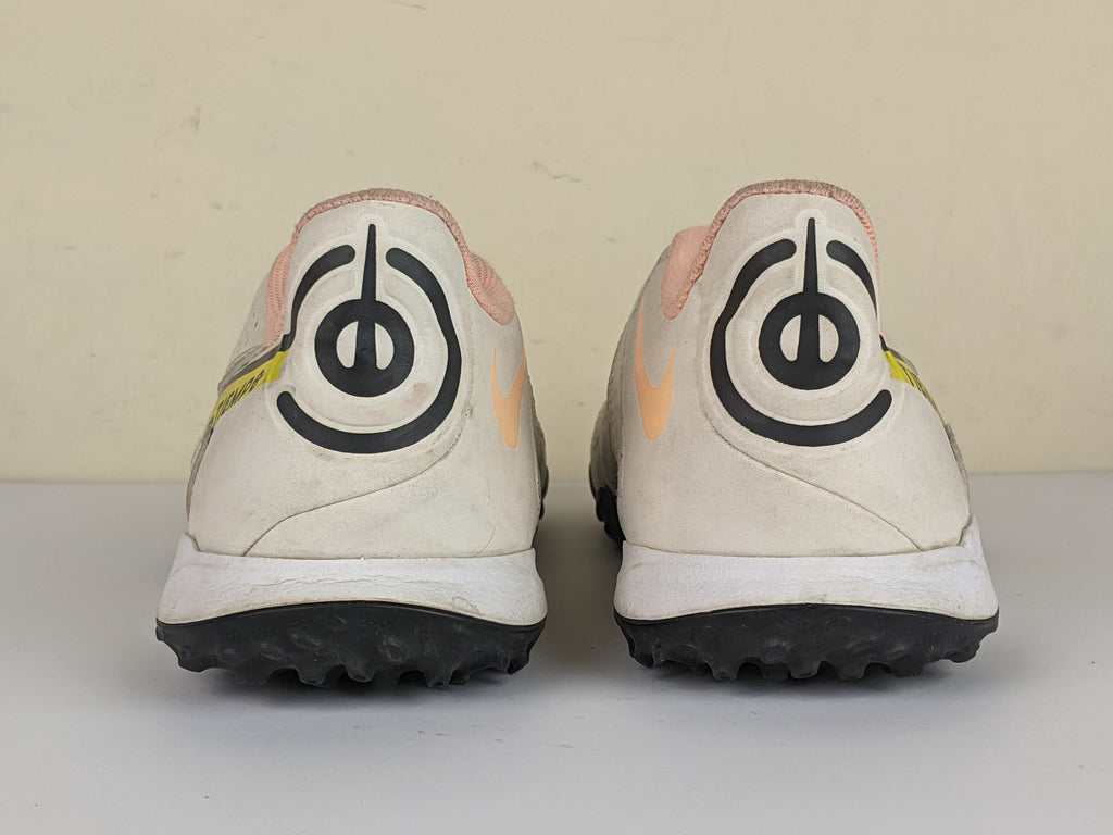 Nike Tiempo Legend 9 Academy TF Phantom Strike