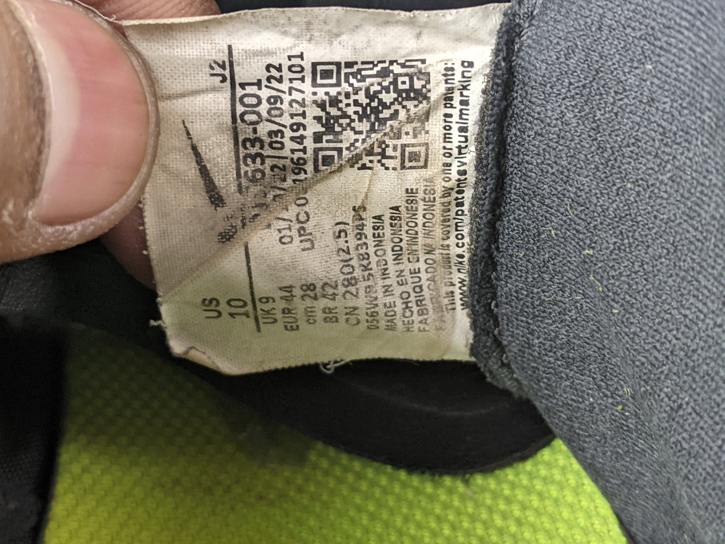 Nike Air Zoom Mercurial Vapor 15 Academy IC - Black/Smoke Grey/Summit White/Volt