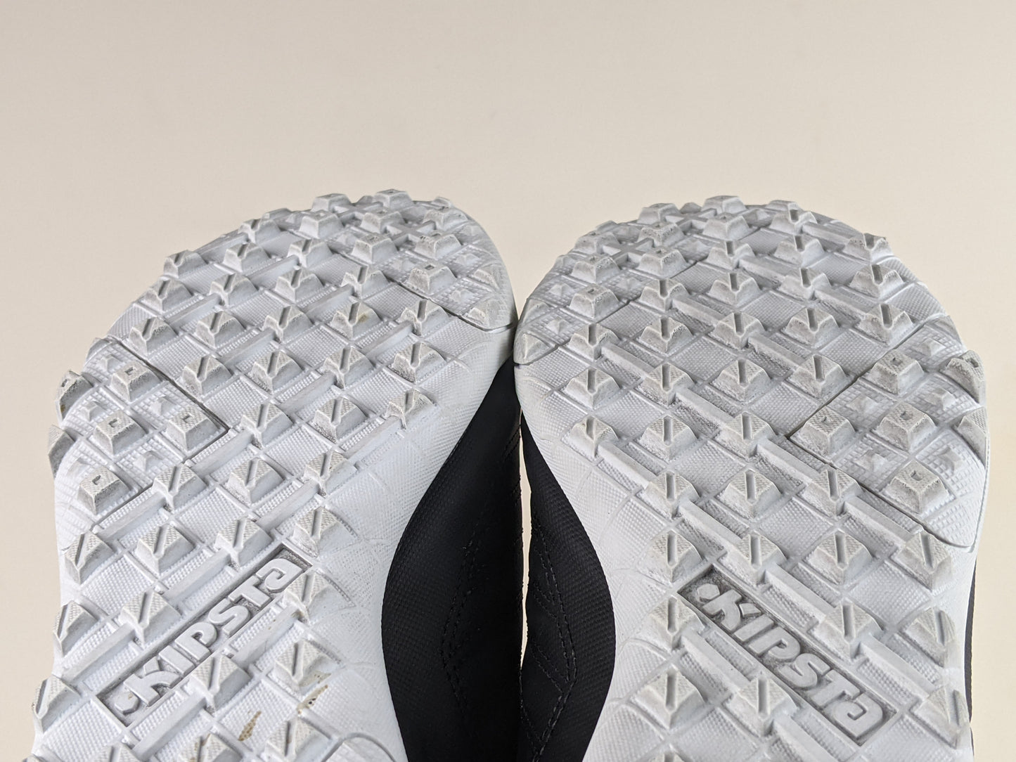 Kipsta Agility 100 HG 'Black/White