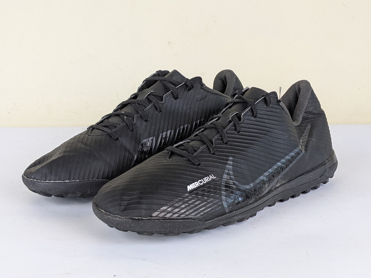 Nike Mercurial Vapor 15 Club TF - Black/Dark Smoke Grey/Summit White/Volt