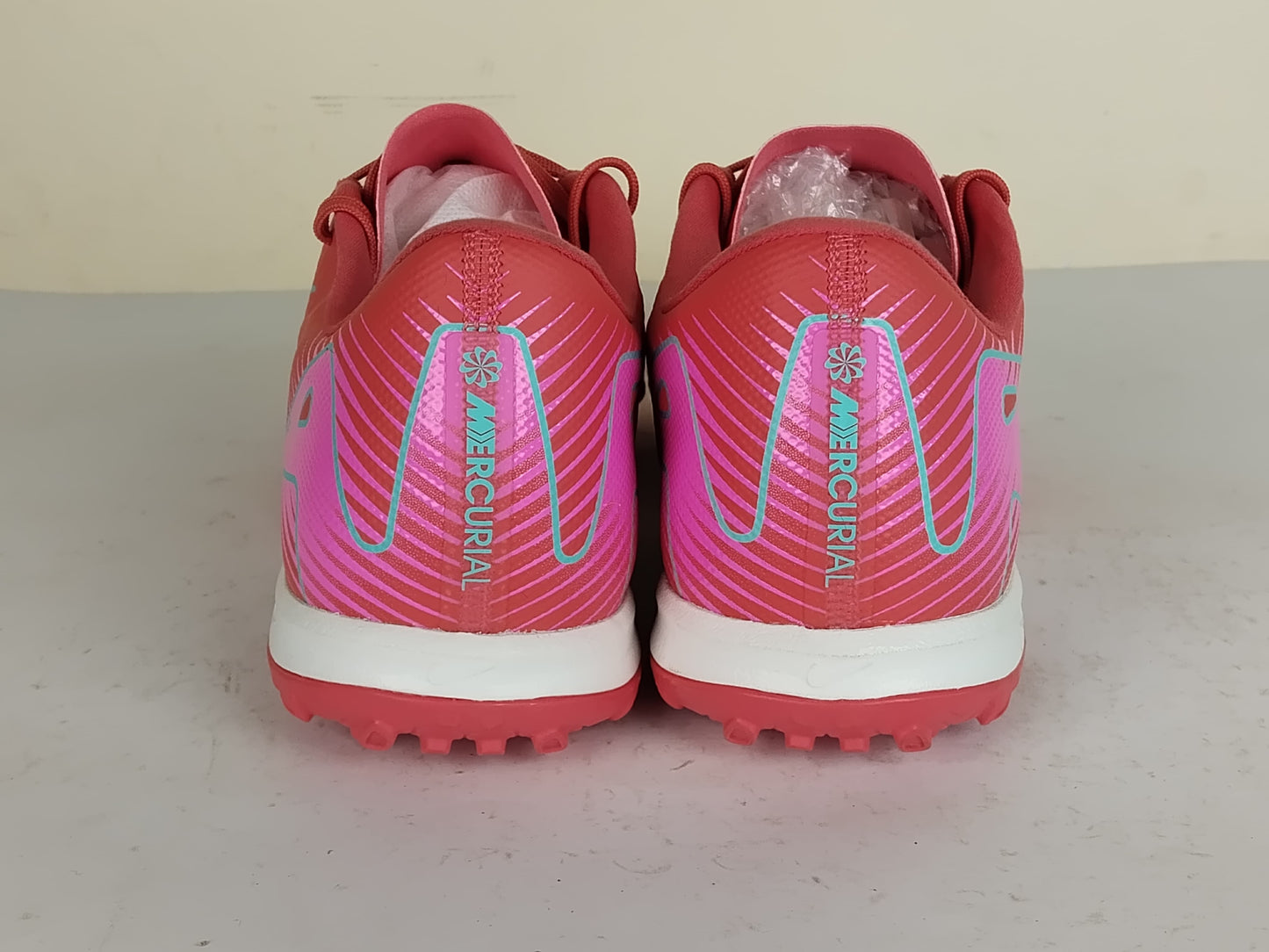 Nike Air Zoom Mercurial Vapor 16 Academy TF Mad Energy - Ember Glow/Aurora Green (Brand New)