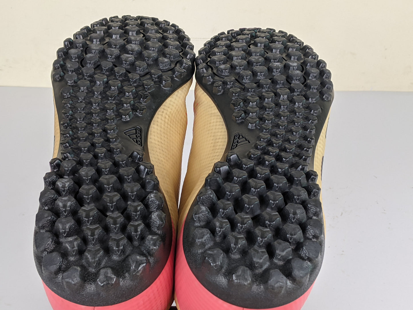 adidas Predator 20.4 TF Uniforia - Footwear White/Core Black/Pop