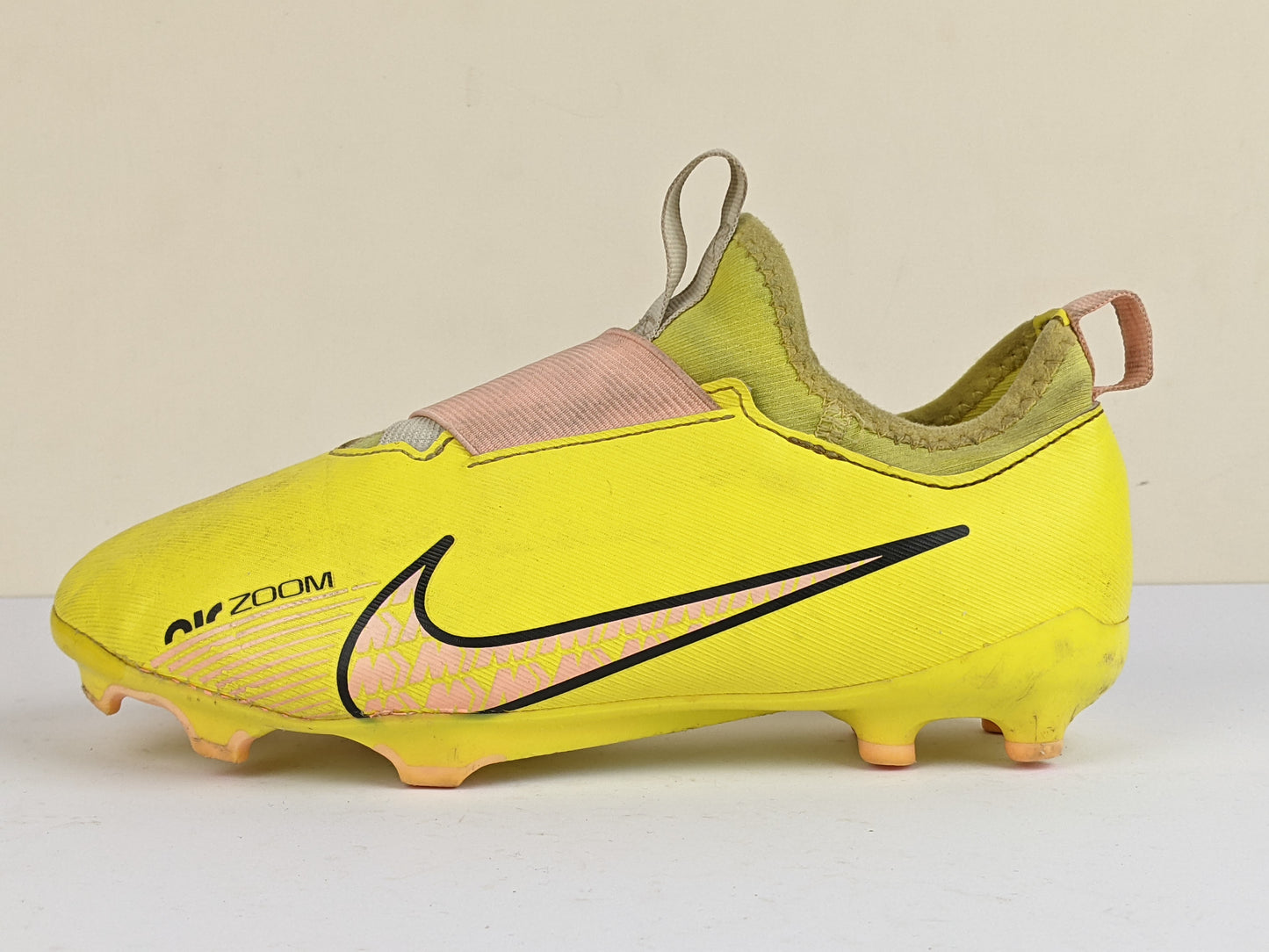 Nike Air Zoom Mercurial Vapor 15 Academy MG Lucent - Yellow Strike/Sunset Glow Kids