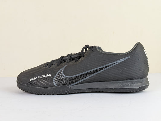 Nike Air Zoom Mercurial Vapor 15 Academy IC - Black/Smoke Grey/Summit White/Volt