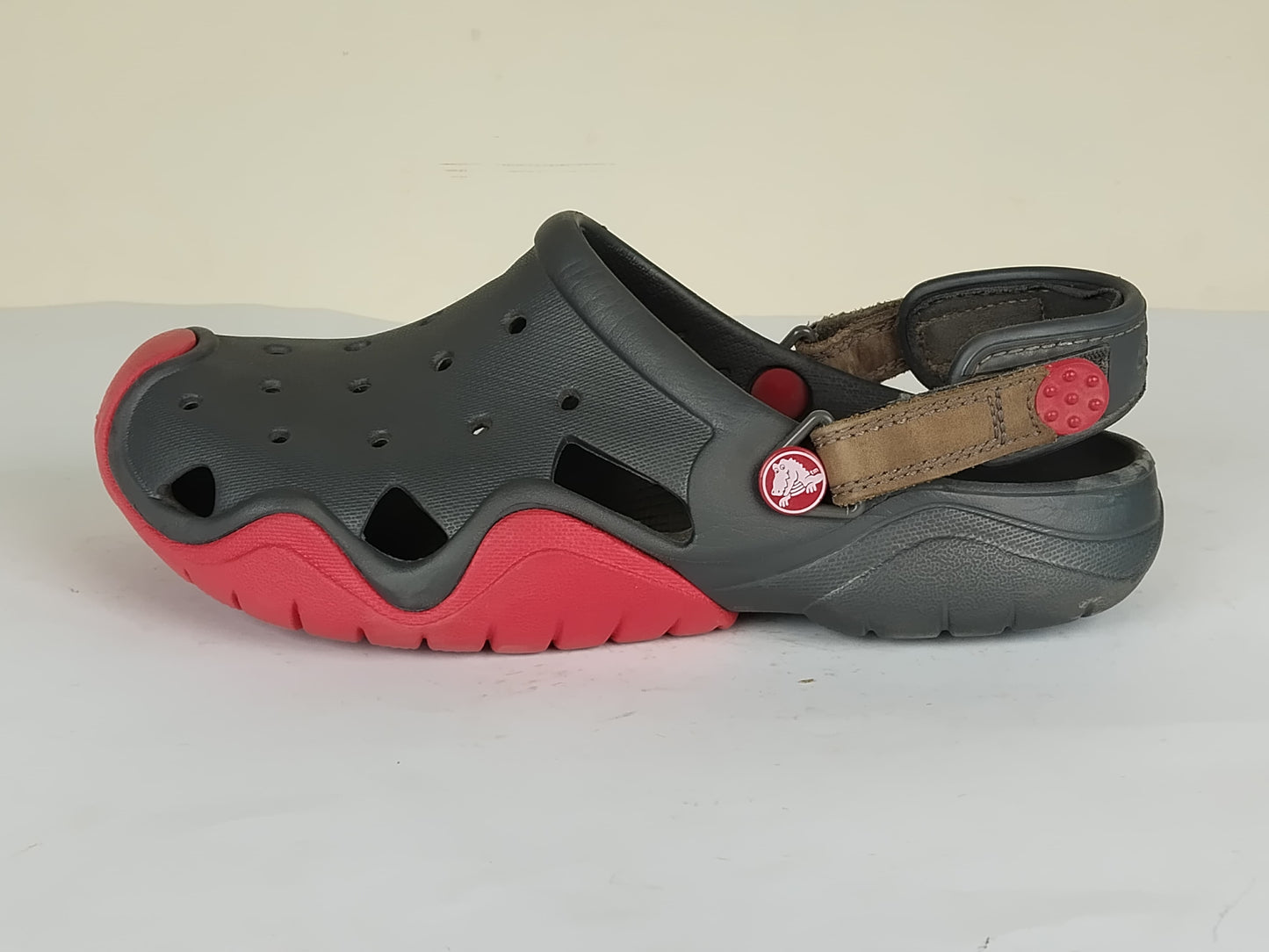 Crocs Duet Max II Clog 'Grey/Red'