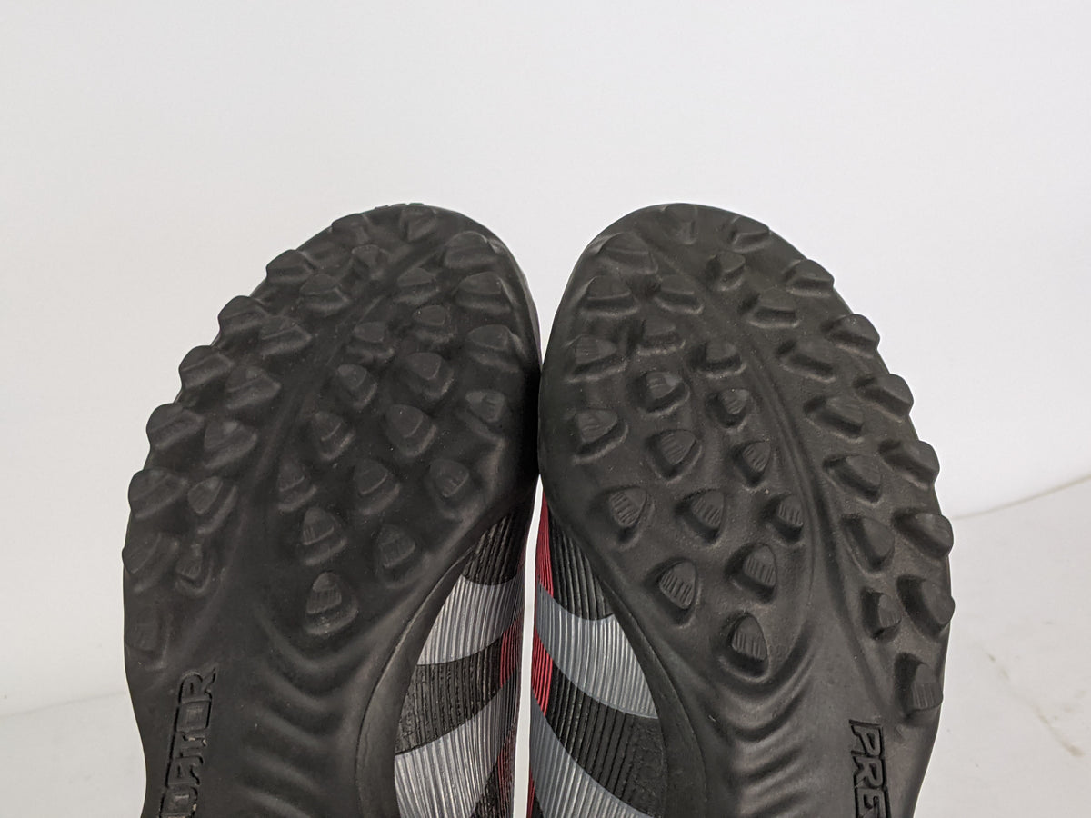 adidas Predator League TF Stealth Victory - Core Black/Grey Four/Lucid Red