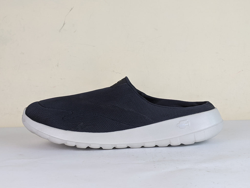 Skechers Go Walk Max Talent Round Toe Slip-Ons - Navy