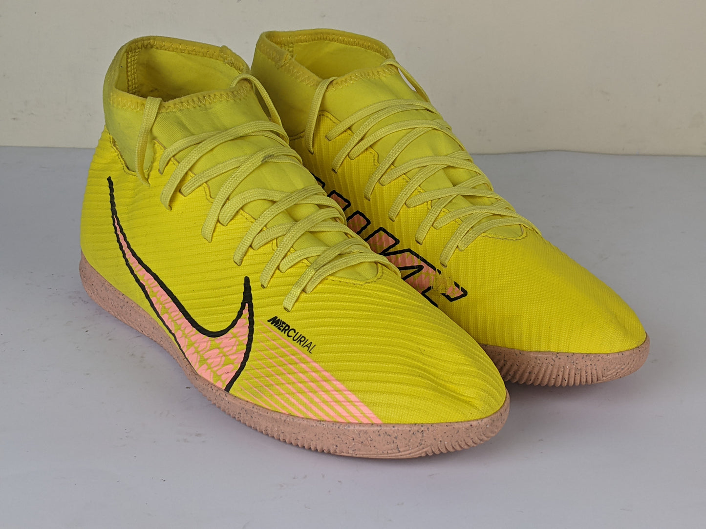 Nike Air Zoom Mercurial Superfly 9 Club IC Lucent - Yellow Strike/Sunset Glow