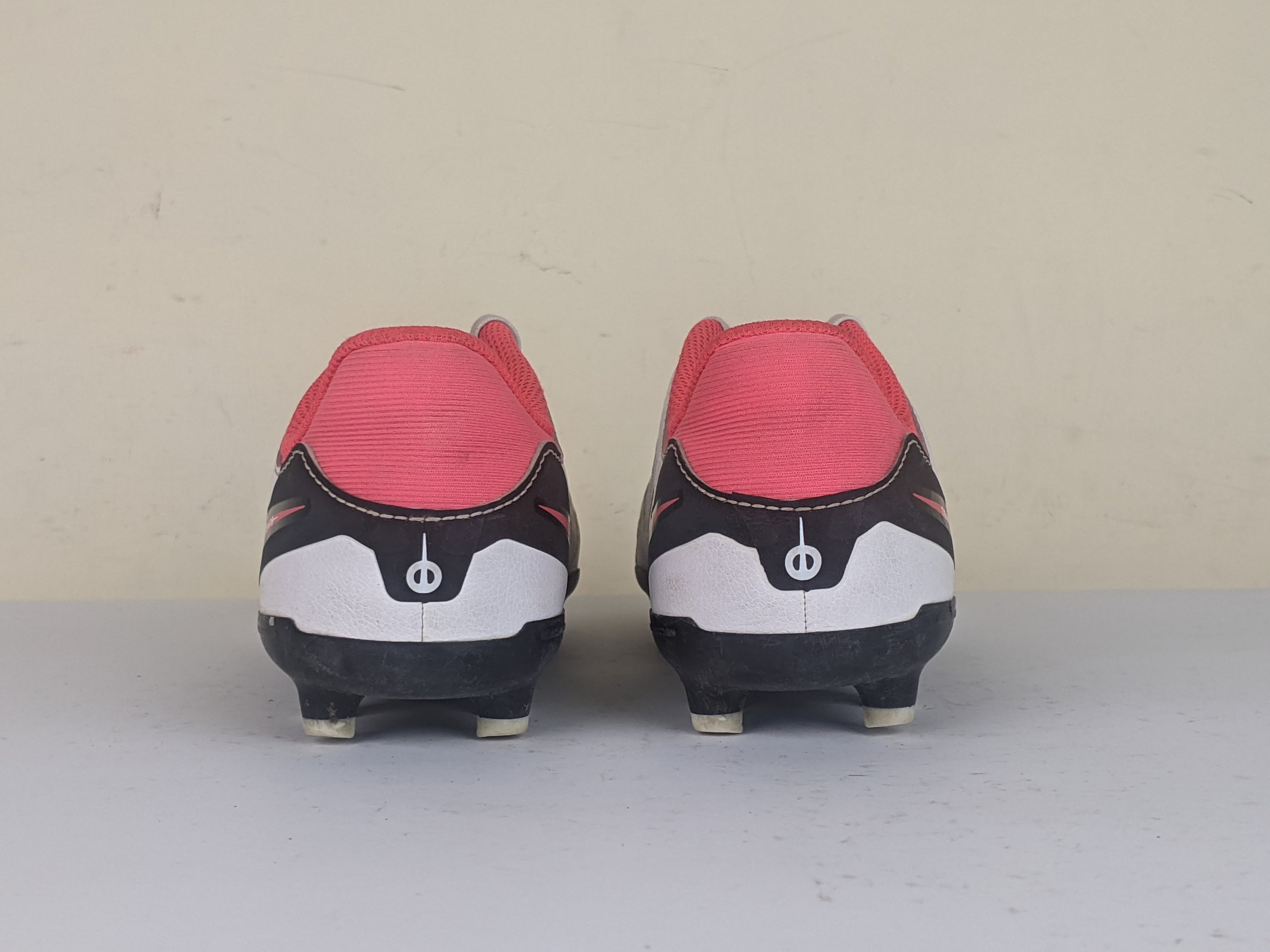 Nike Tiempo Legend 10 Academy MG Ready - White/Black/Bright Crimson Kids