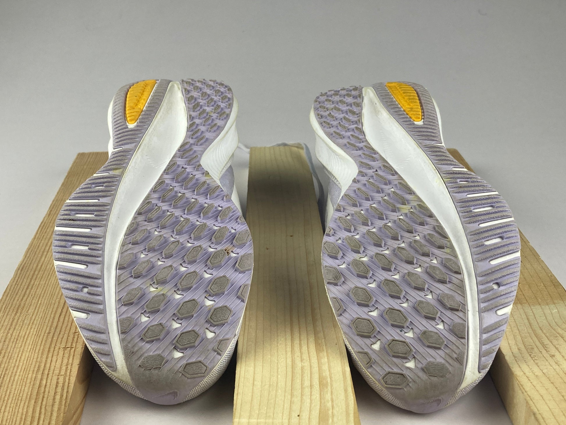 Nike Wmns Air Zoom Vomero 14 'Amethyst Tint/White' AH7858 500-Running-Athletic Corner