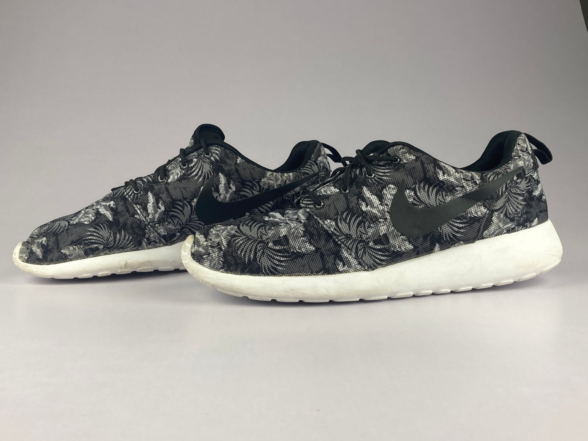Nike Roshe Run 'Aloha Cool Grey' 655206-010-Running-Athletic Corner