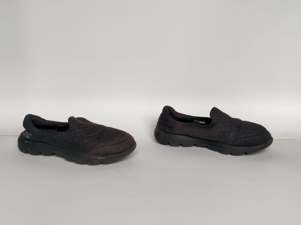 Skechers GO Walk Evolution Ultra Trainers