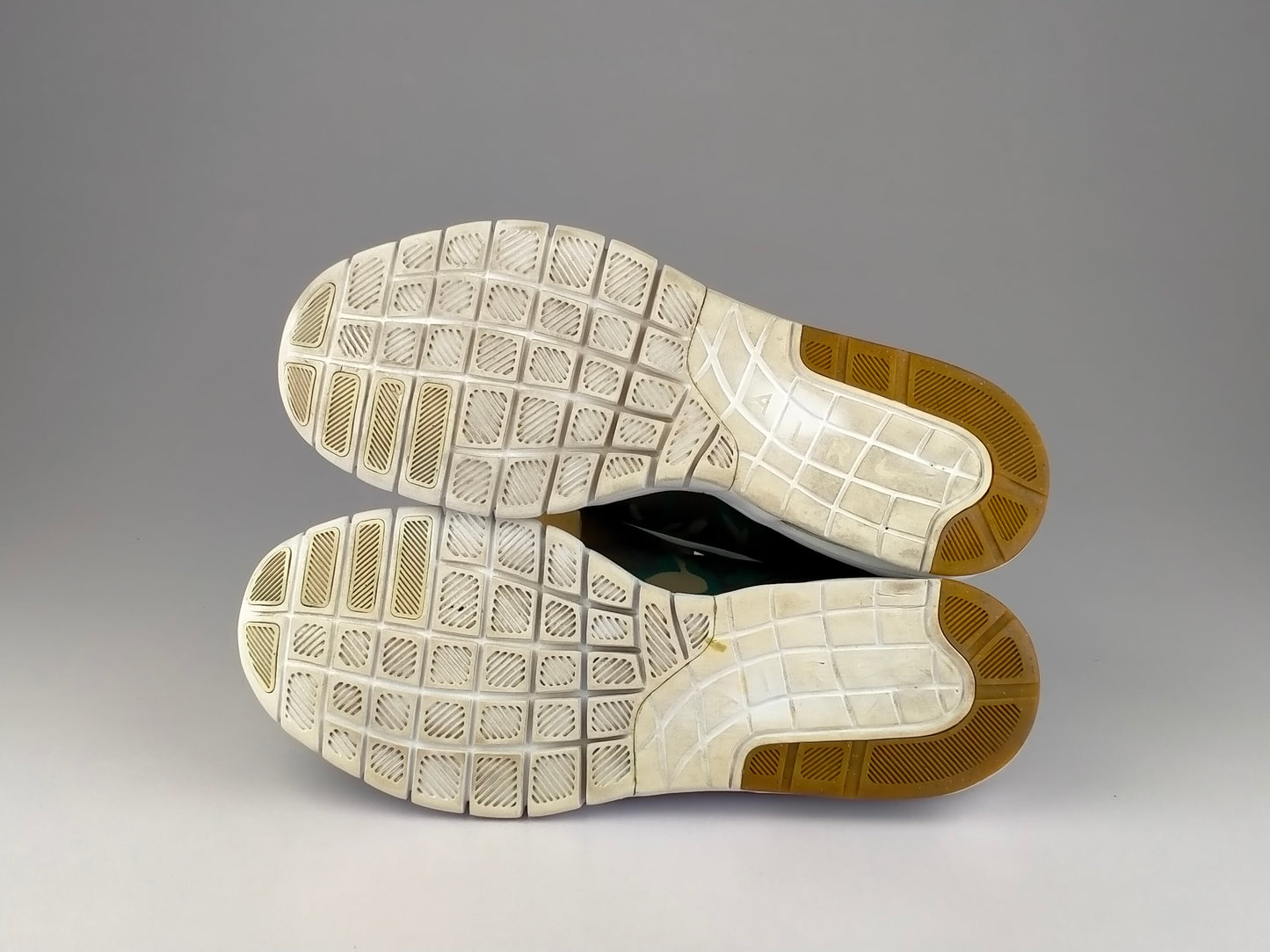 Nike Stefan Janoski Max 'Black/White/Medium Olive'-Sneakers-Athletic Corner