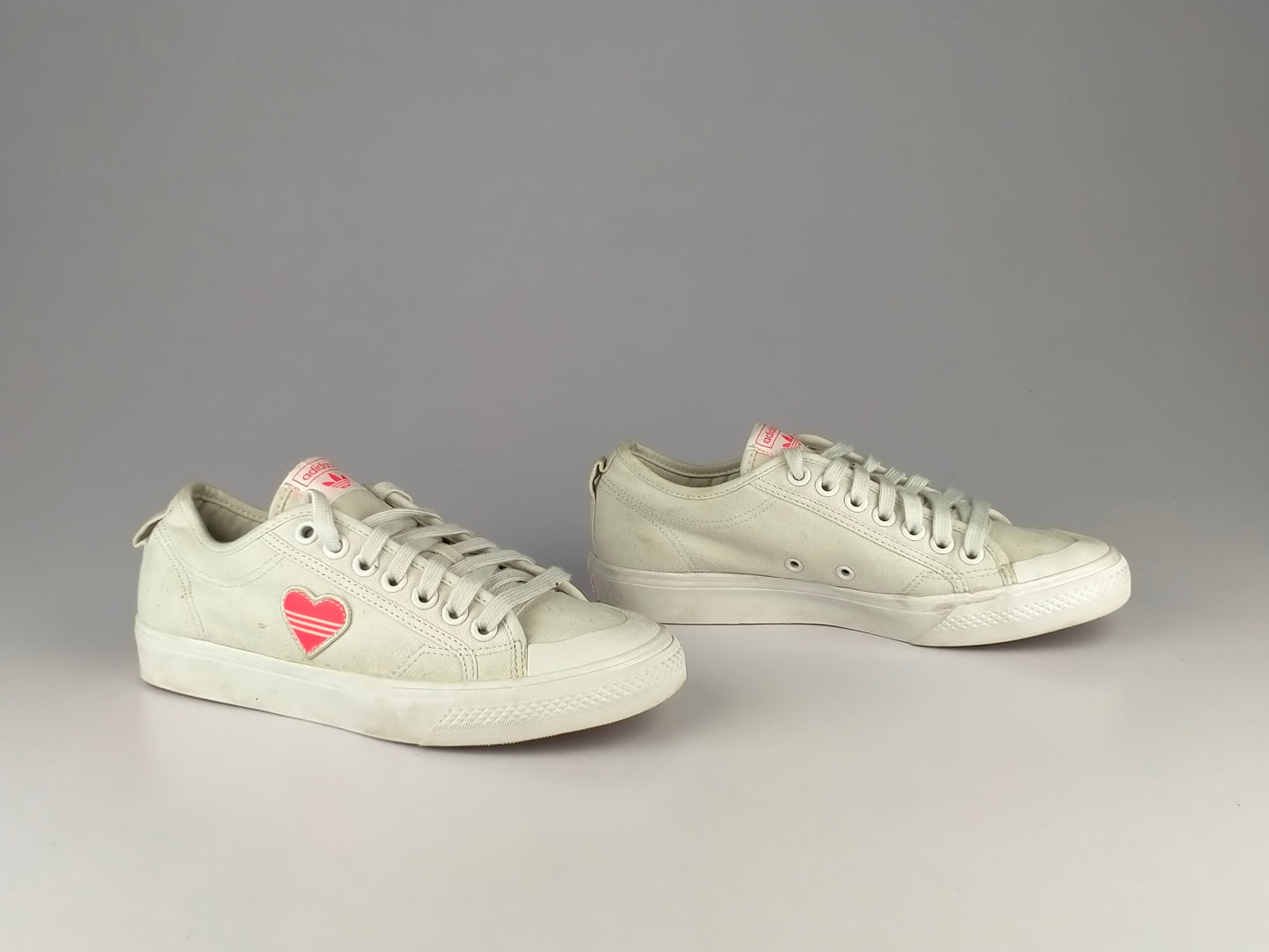 adidas Wmns Nizza Trefoil 'Crystal White/Shock Red/Core Black'