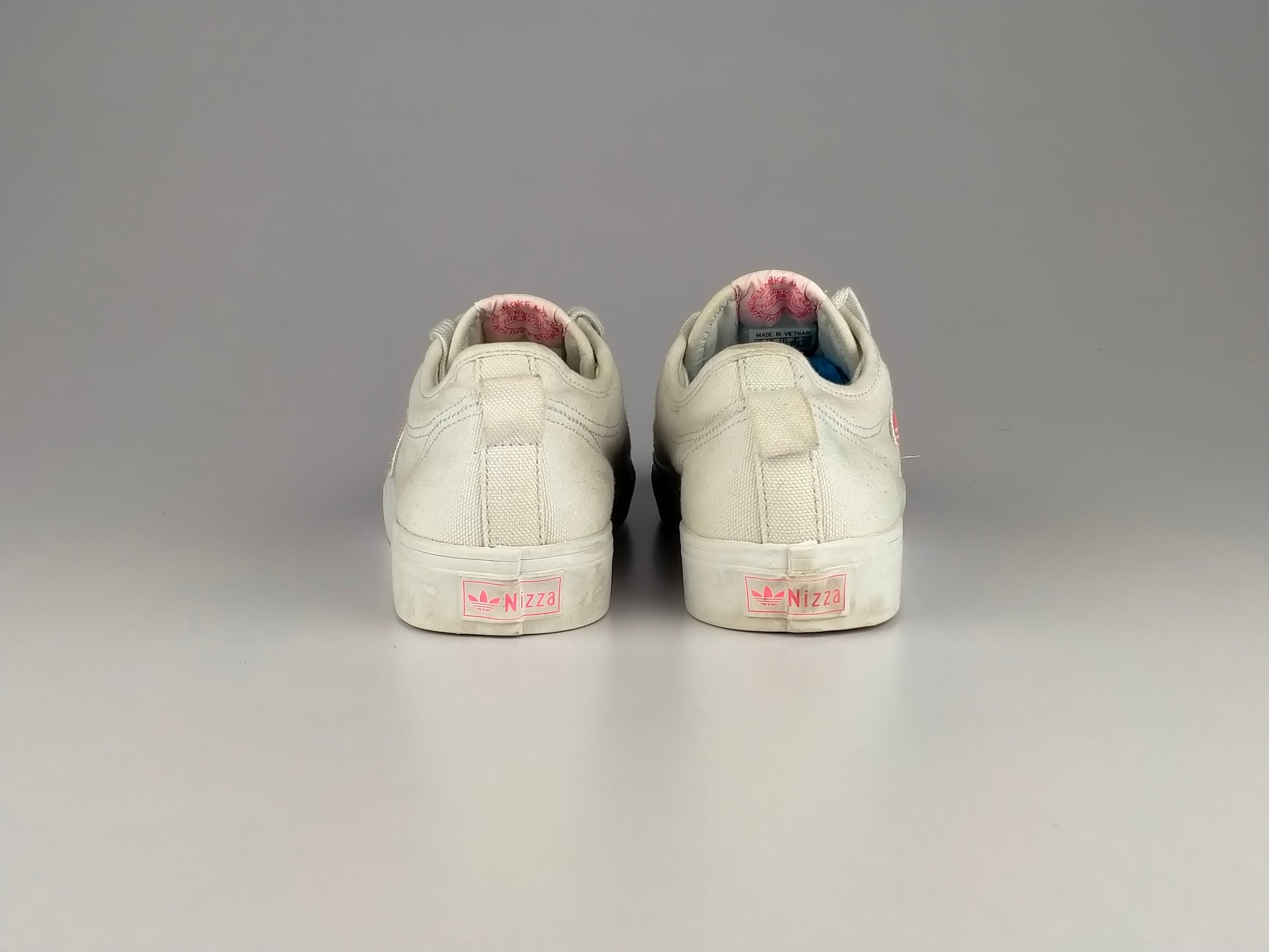 adidas Wmns Nizza Trefoil 'Crystal White/Shock Red/Core Black'-Sneakers-Athletic Corner