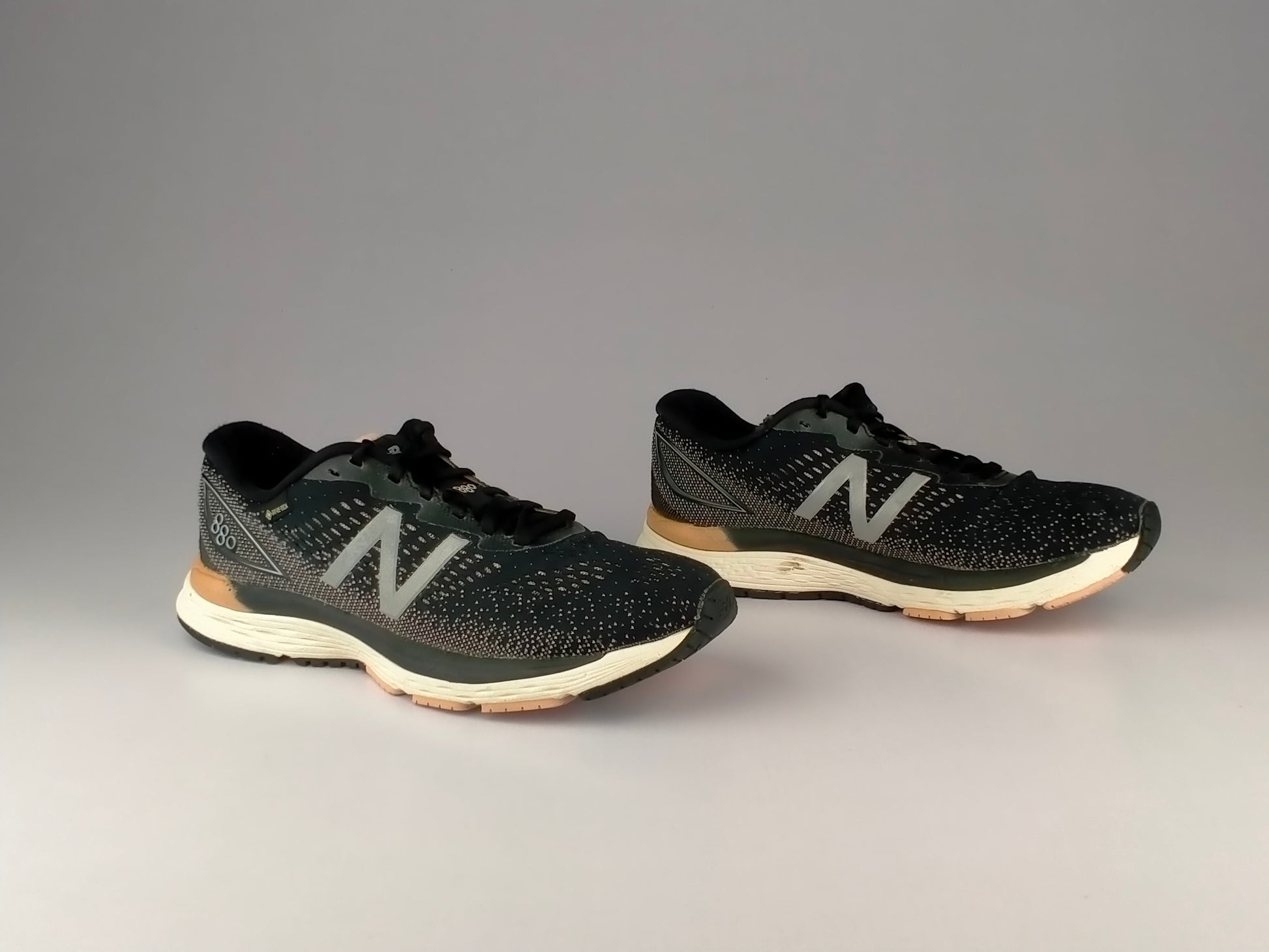 New Balance Wmns 880 V9 'Black/Metallic Silver/Pink'-Running-Athletic Corner