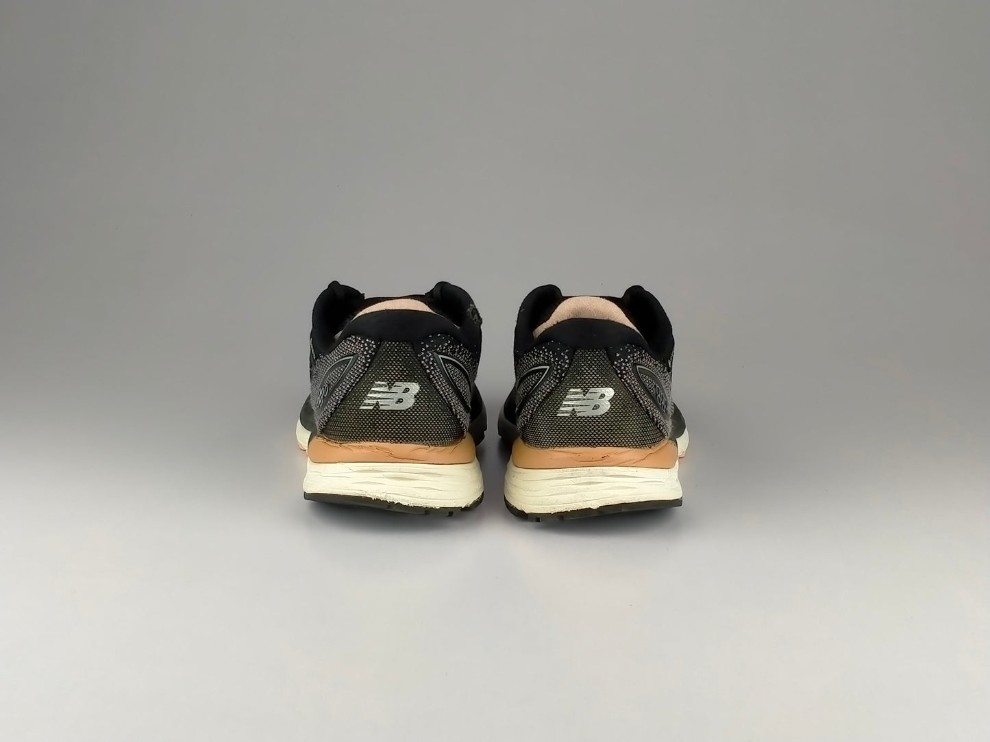 New Balance Wmns 880 V9 'Black/Metallic Silver/Pink'-Running-Athletic Corner